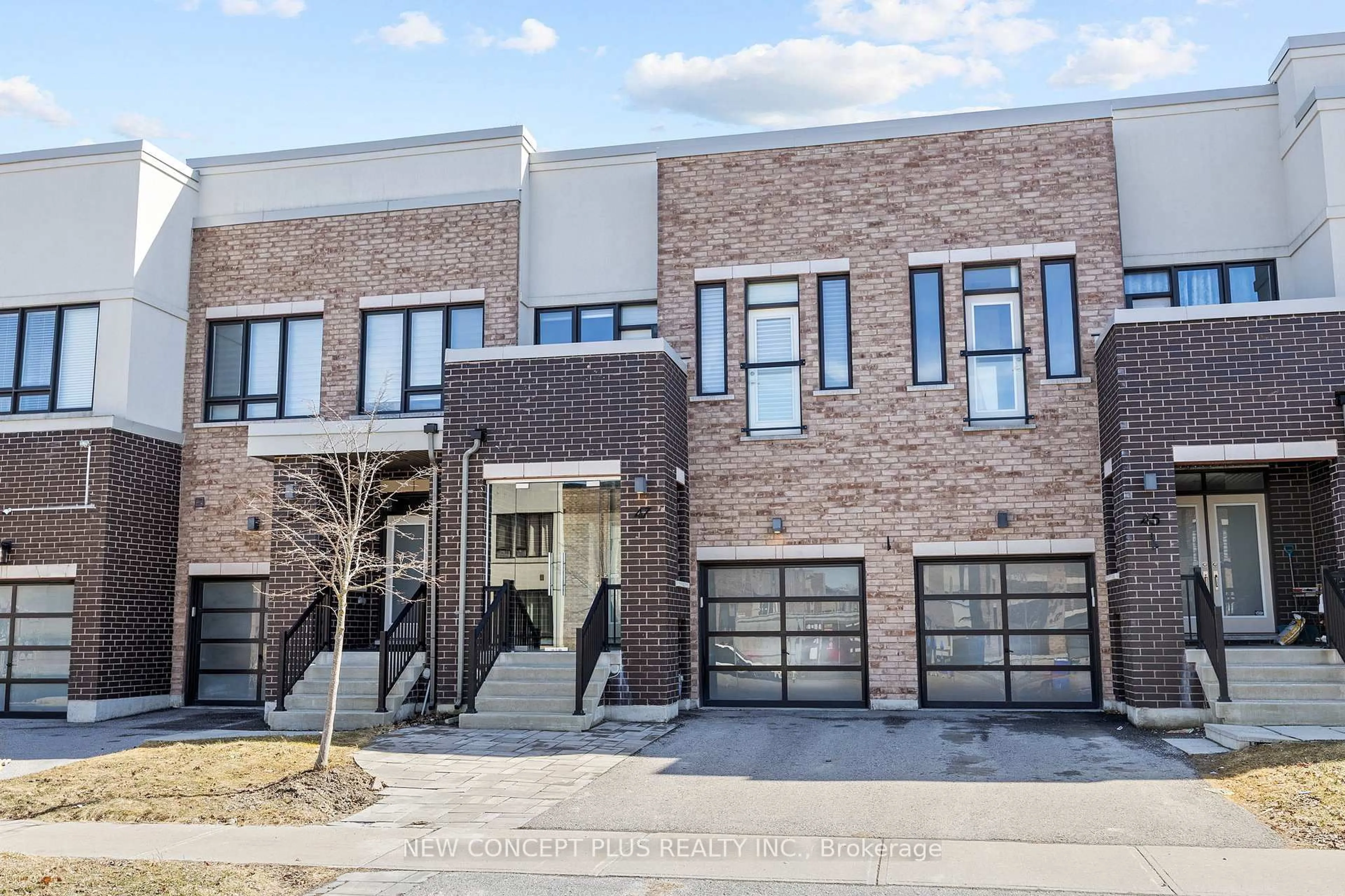 Home with brick exterior material, street for 47 Dariole Dr, Richmond Hill Ontario L4E 0Z2