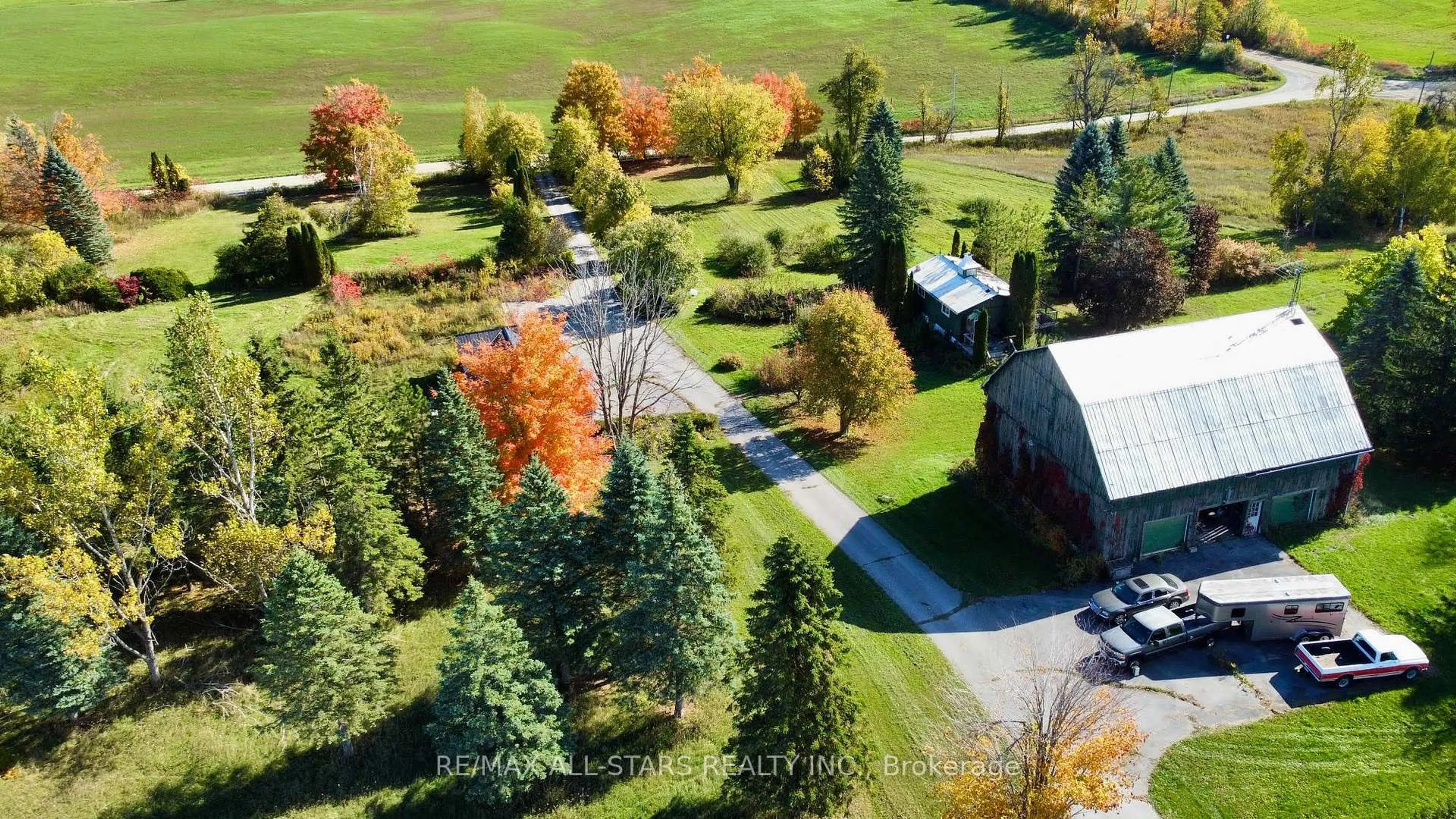 A pic from outside/outdoor area/front of a property/back of a property/a pic from drone, unknown for 14200 Sideroad 18, Brock Ontario L0C 1H0