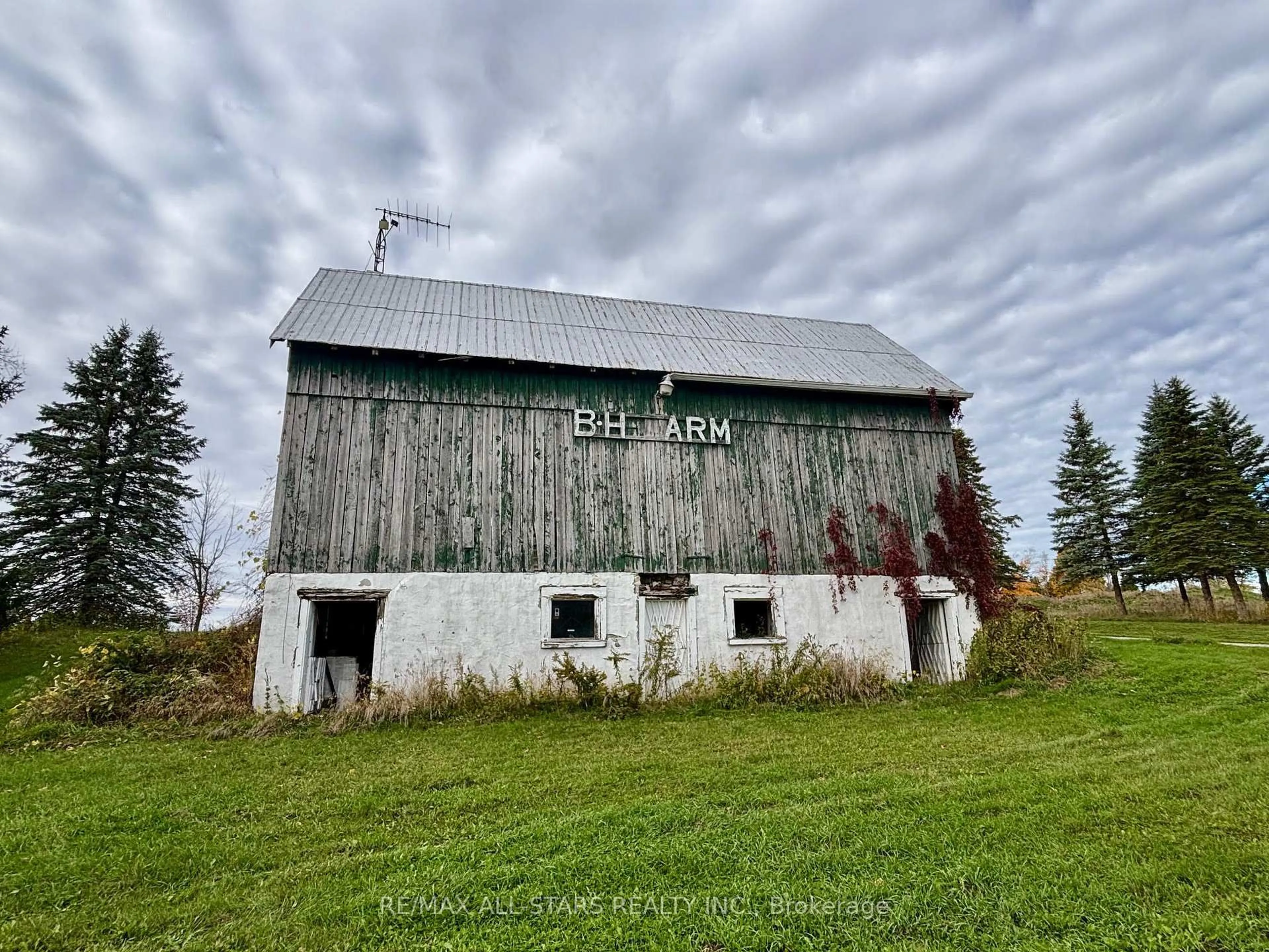 Shed for 14200 Sideroad 18, Brock Ontario L0C 1H0