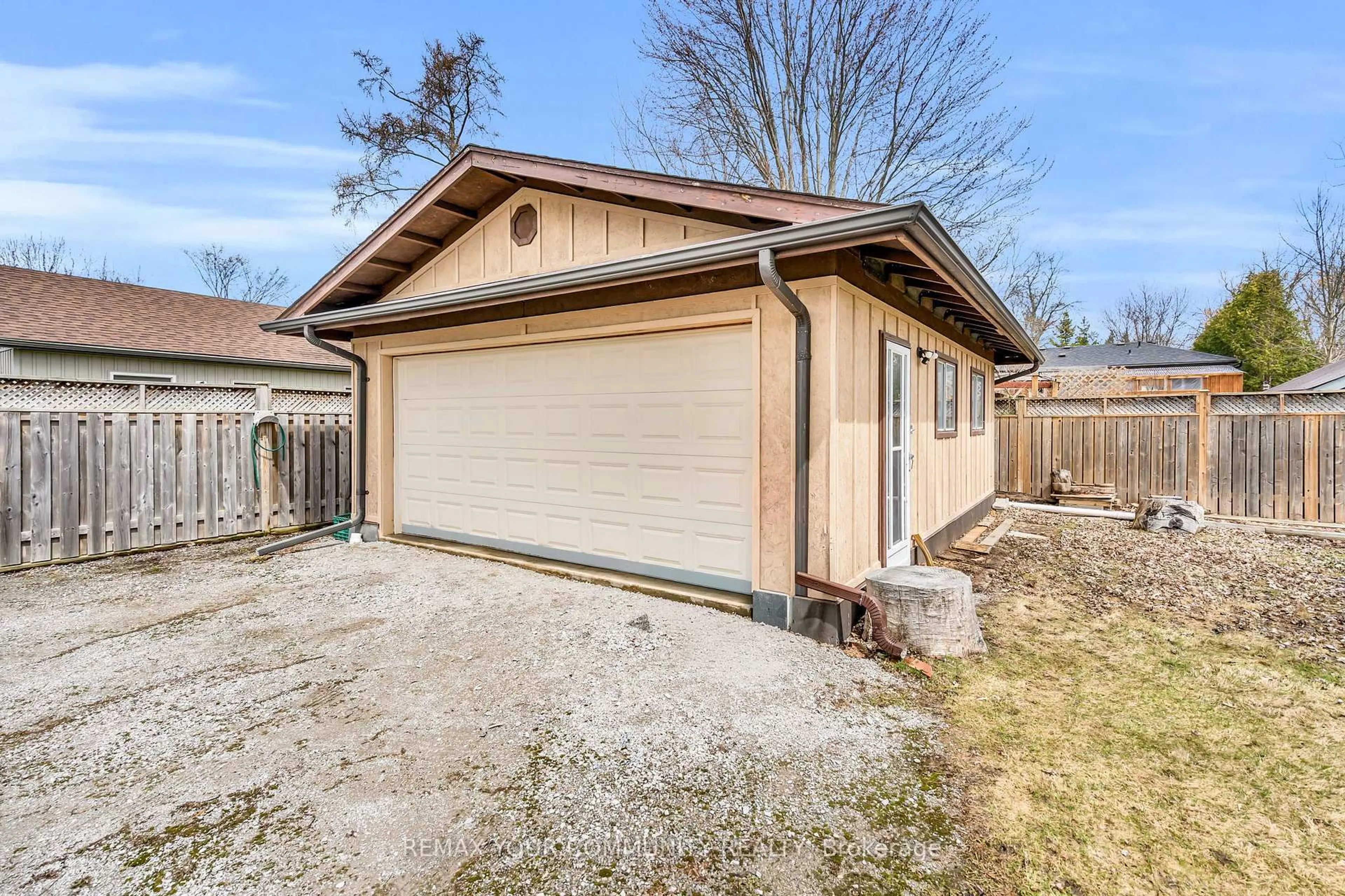 Unknown for 765 Churchill Lane, Georgina Ontario L0E 1S0