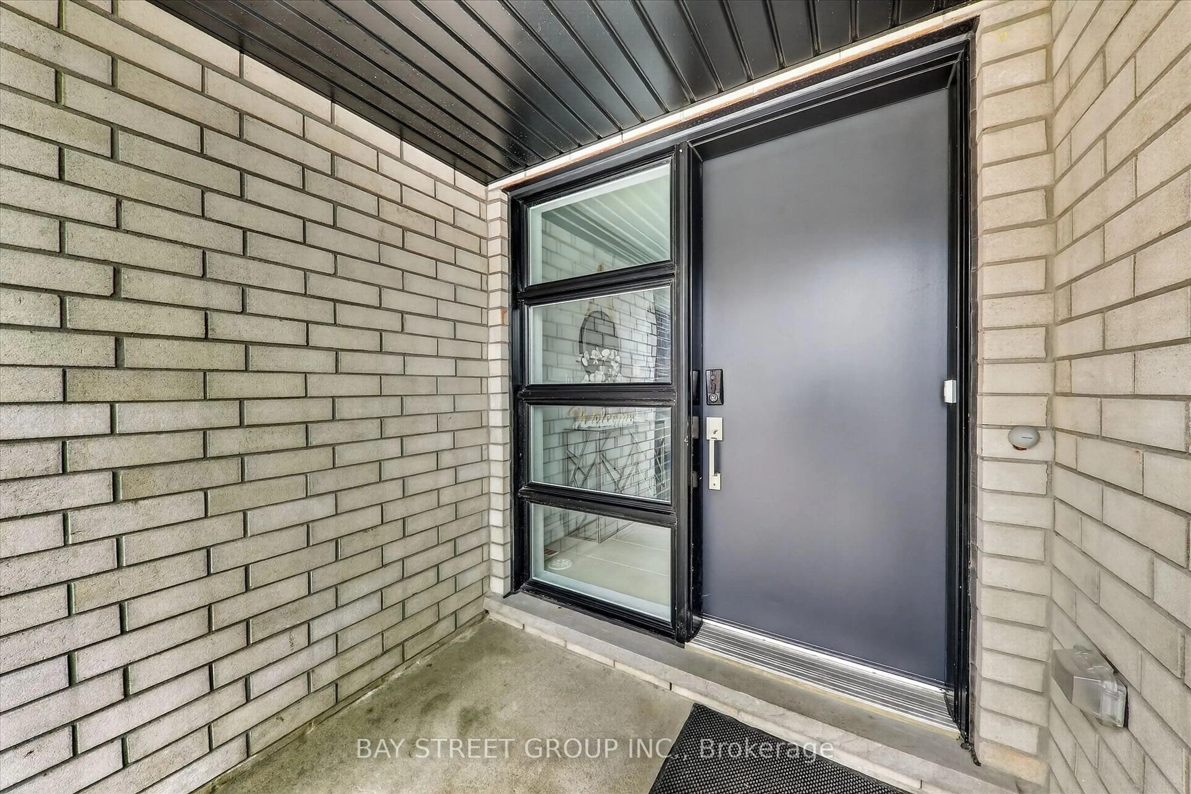 Indoor entryway for 23 SCHMIDT Lane, Markham Ontario L6C 3L7