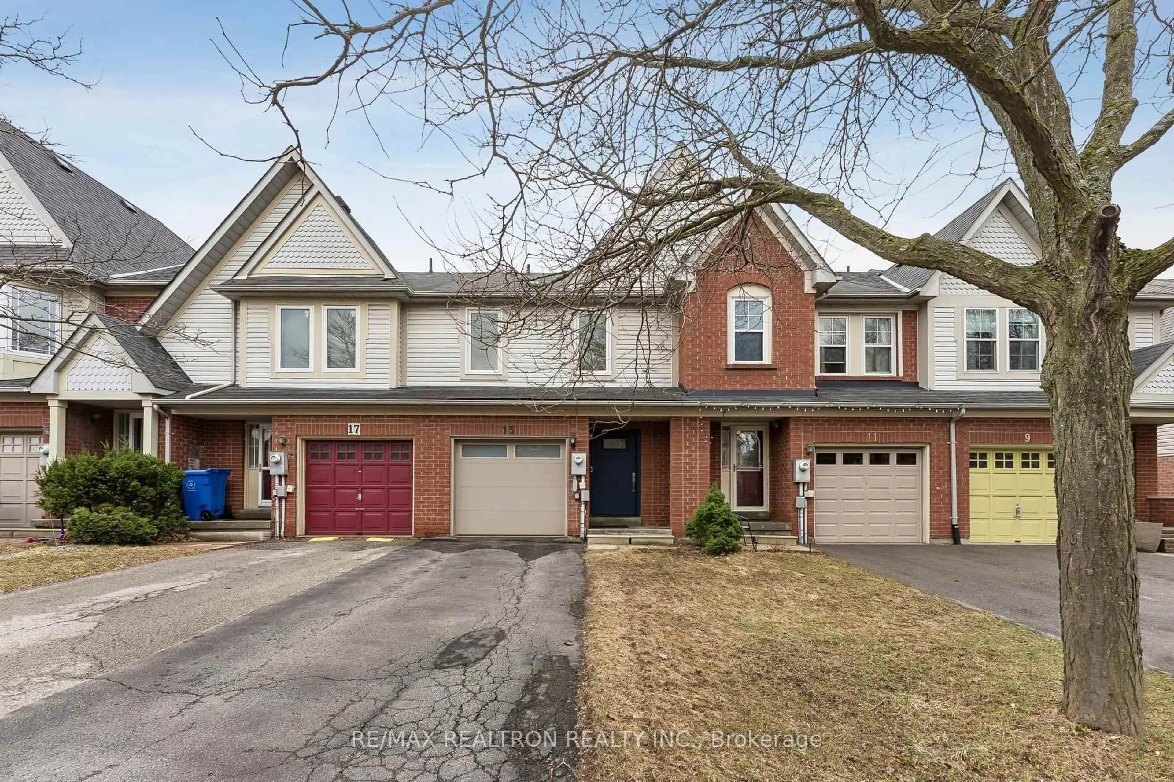 Home with brick exterior material, street for 15 Mugford Rd, Aurora Ontario L4G 7H4