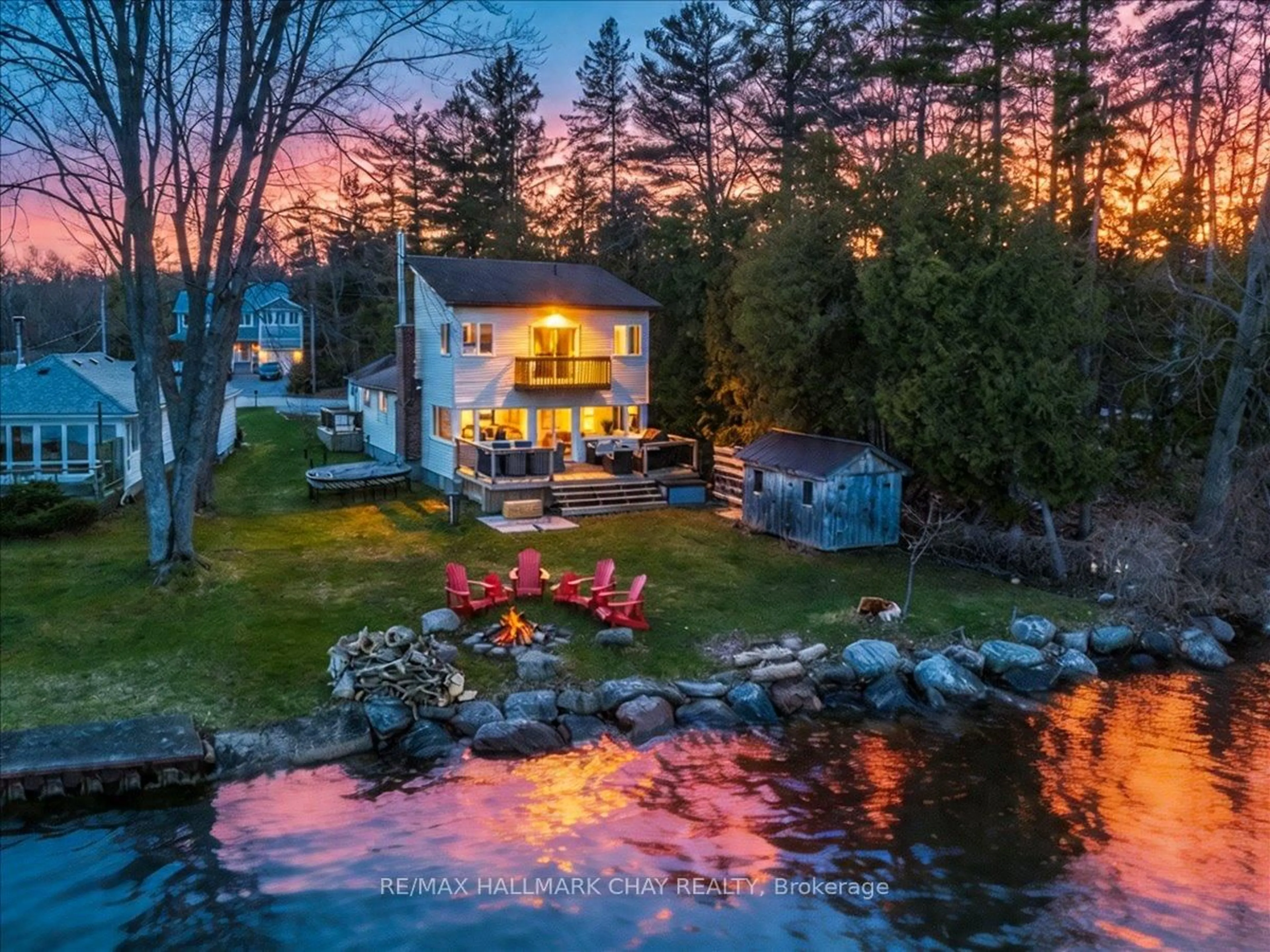 A pic from outside/outdoor area/front of a property/back of a property/a pic from drone, water/lake/river/ocean view for 461 Limerick St, Innisfil Ontario L9S 3T7