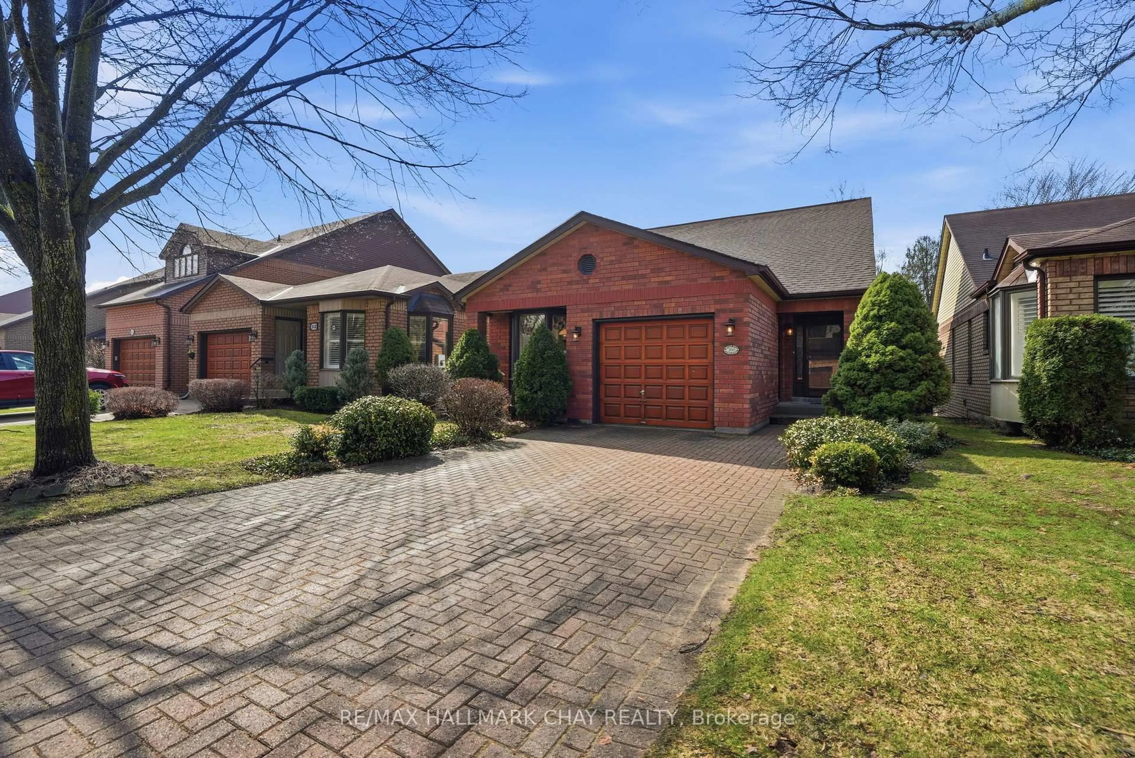 Home with brick exterior material, street for 200 Riverview Rd, New Tecumseth Ontario L9R 1Y2