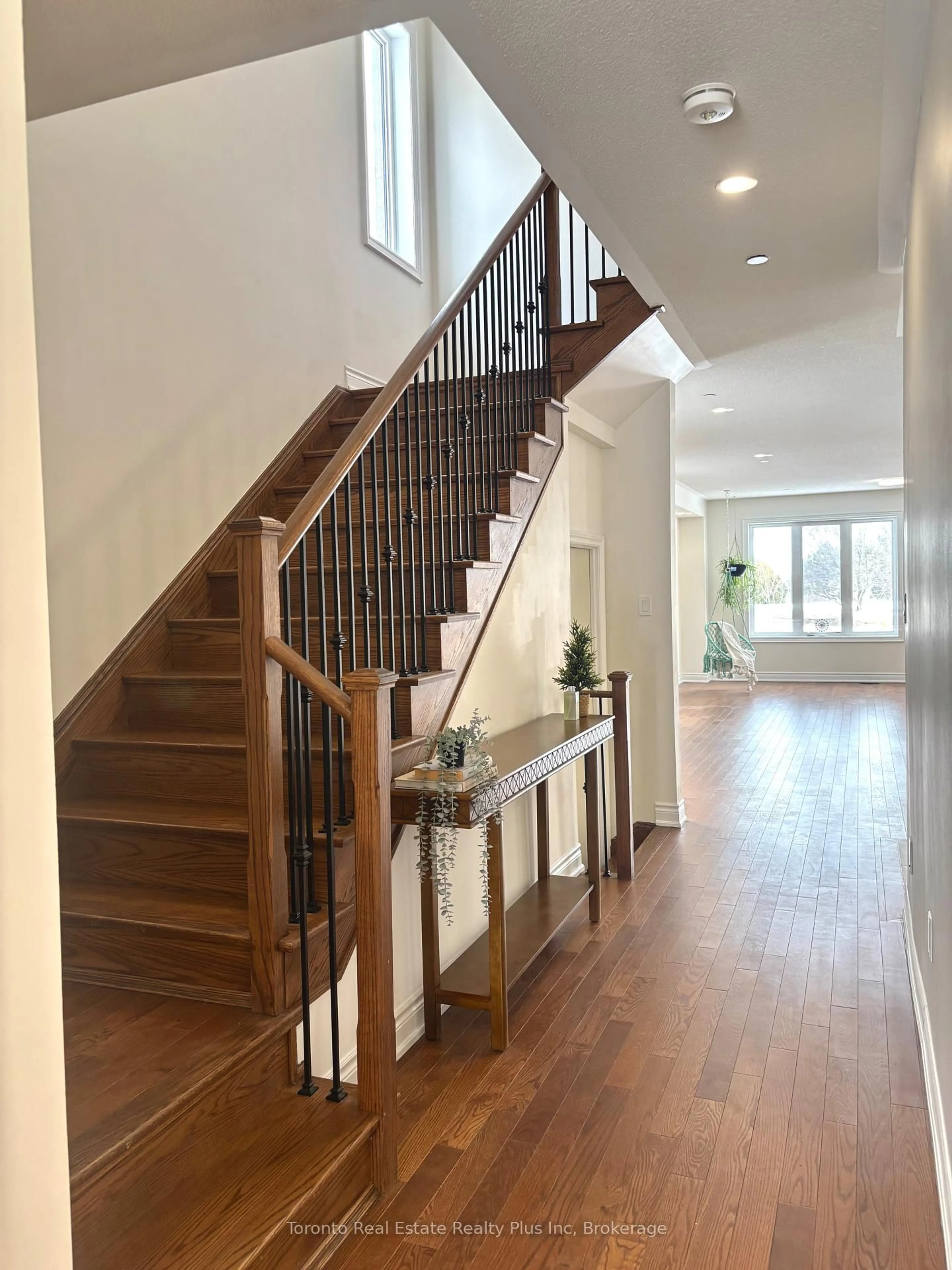 Unknown for 43 Erintol Way, Markham Ontario L3S 3J5