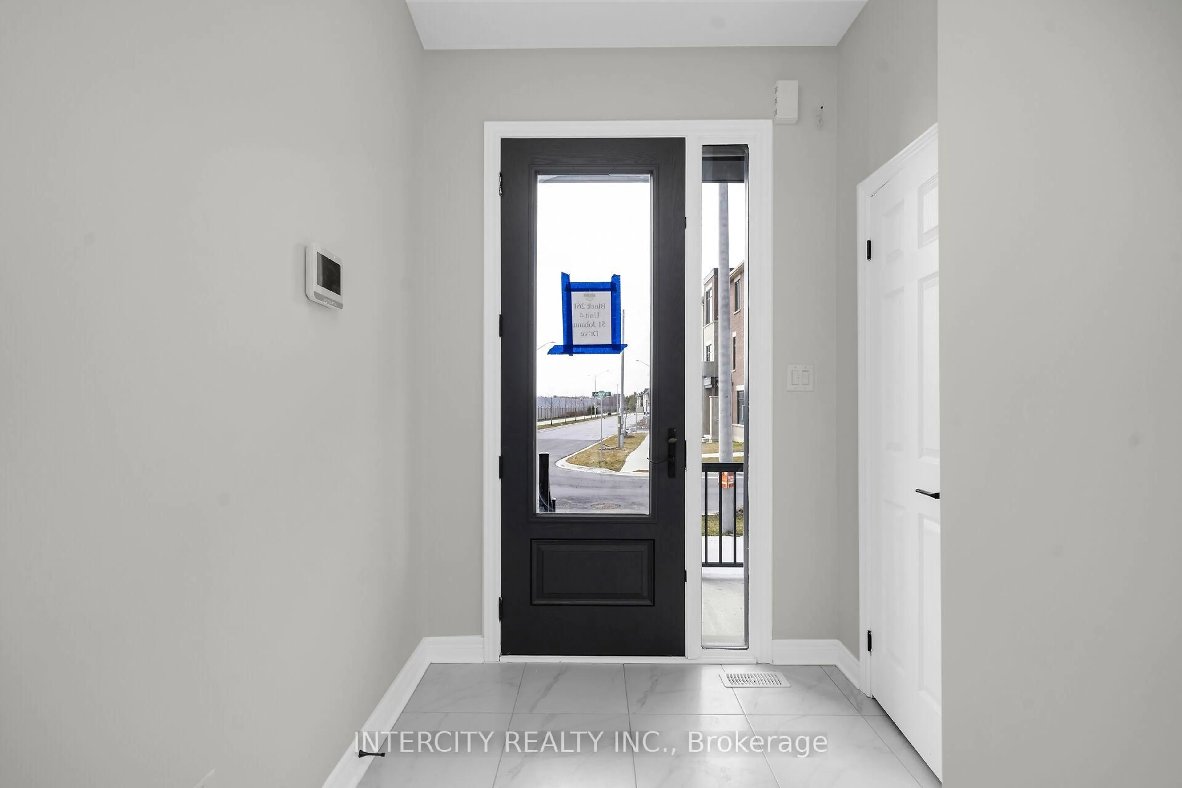 Indoor entryway for 51 Johann Dr, Markham Ontario L3S 0G5
