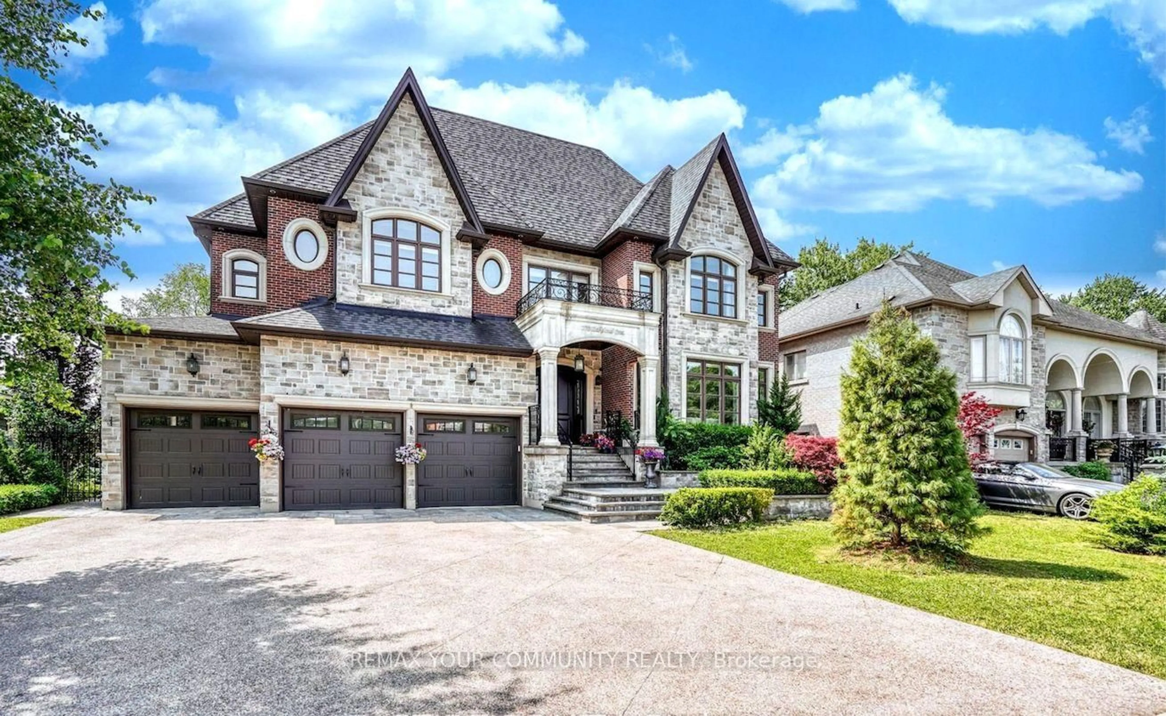 Home with brick exterior material, street for 173 Lakeland Cres, Richmond Hill Ontario L4E 3A4