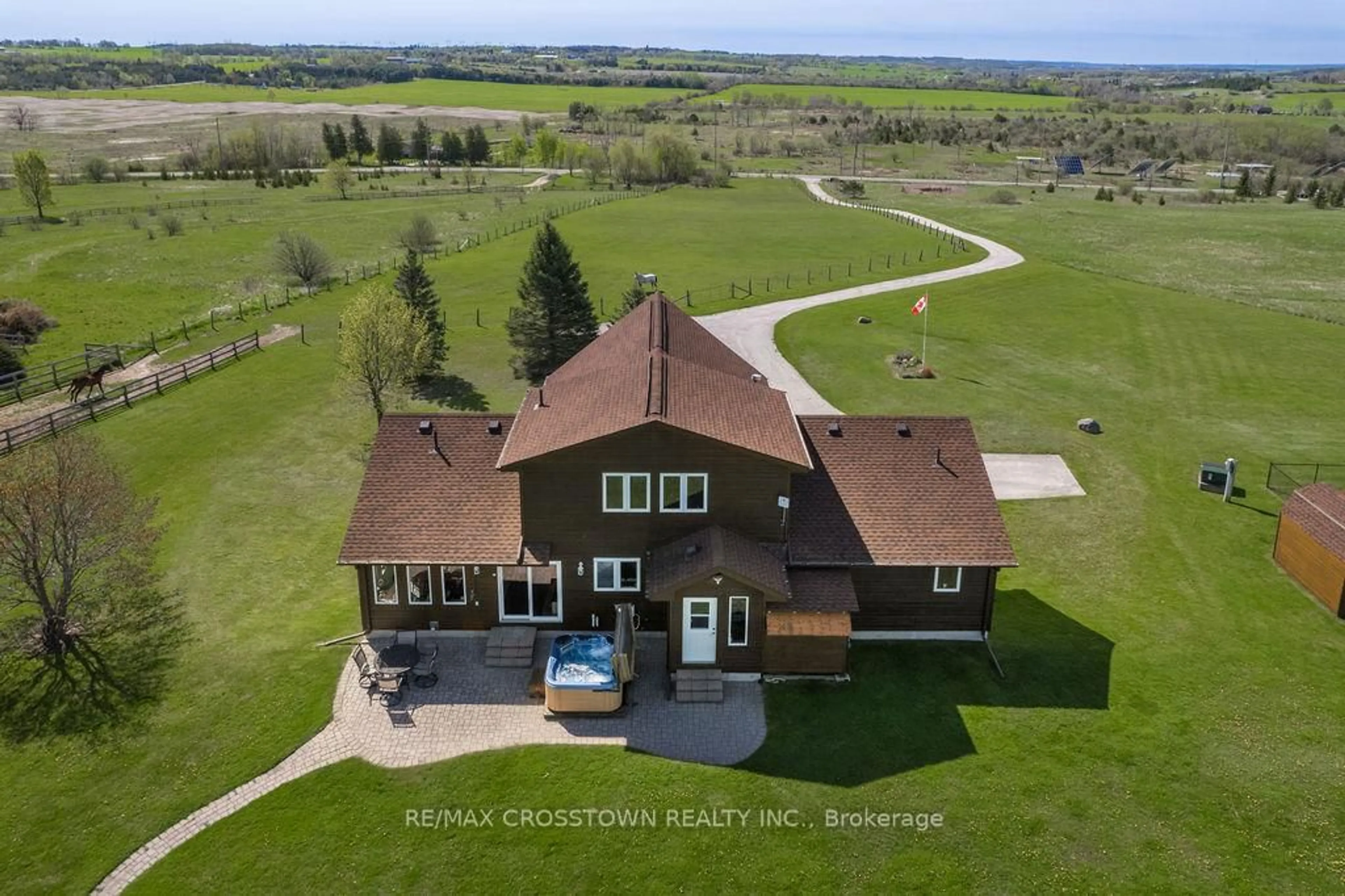 A pic from outside/outdoor area/front of a property/back of a property/a pic from drone, unknown for 5556 10th Sideroad Rd, Essa Ontario L0L 1N0