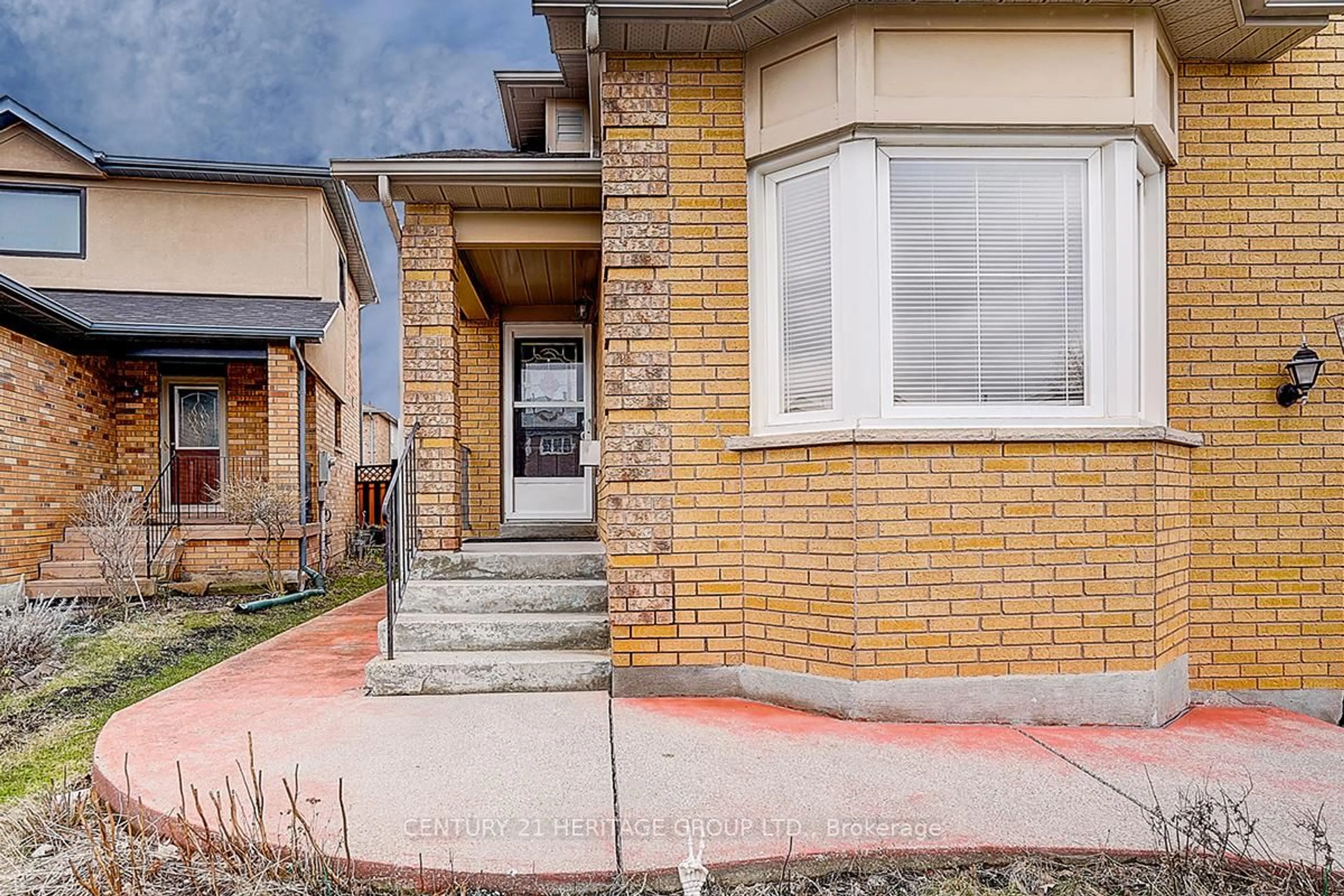 Home with brick exterior material, street for 110 Dunoon Dr, Vaughan Ontario L6A 1Z2