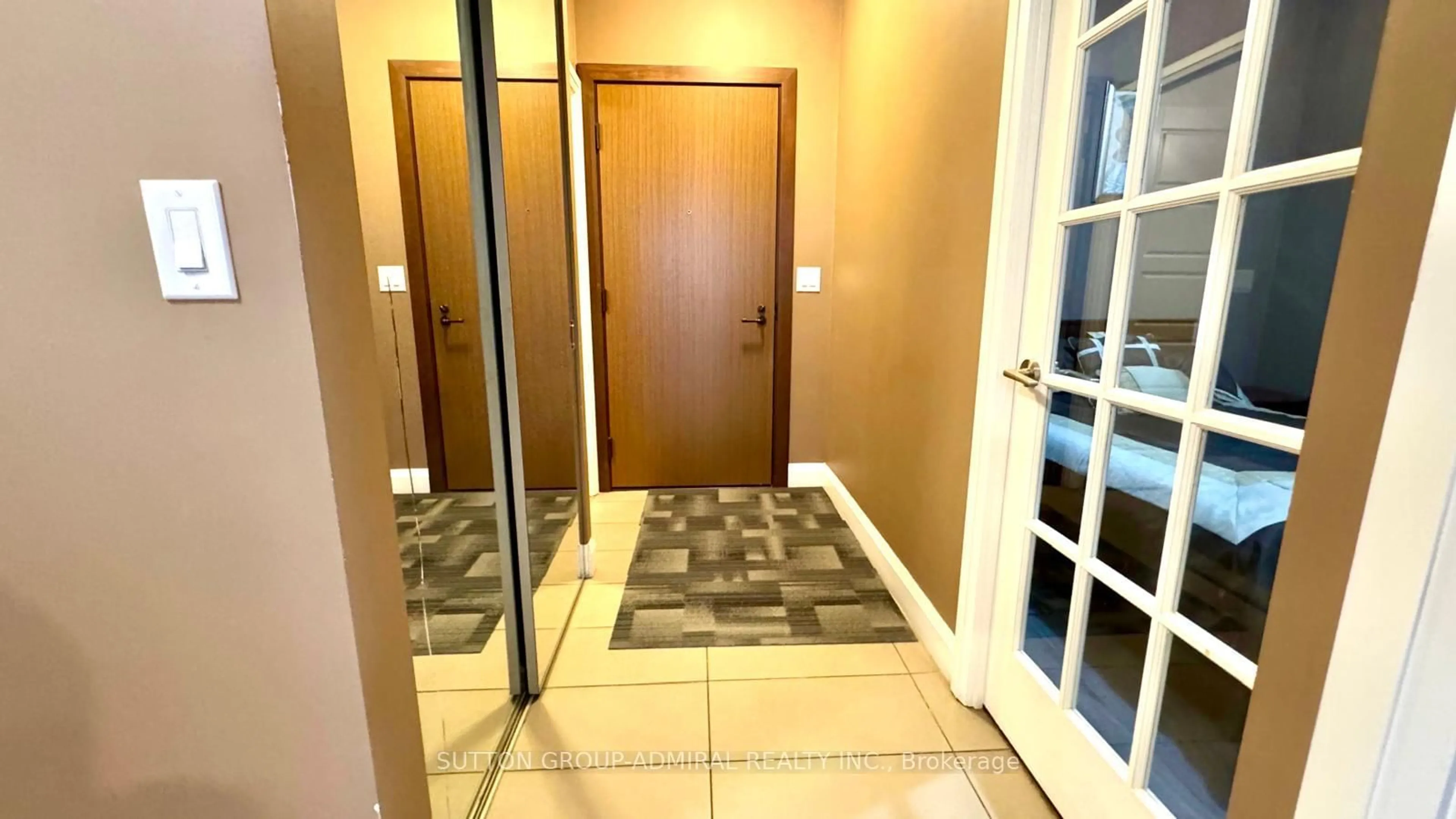 Indoor foyer for 8228 Birchmount Rd #120, Markham Ontario L3R 1A6