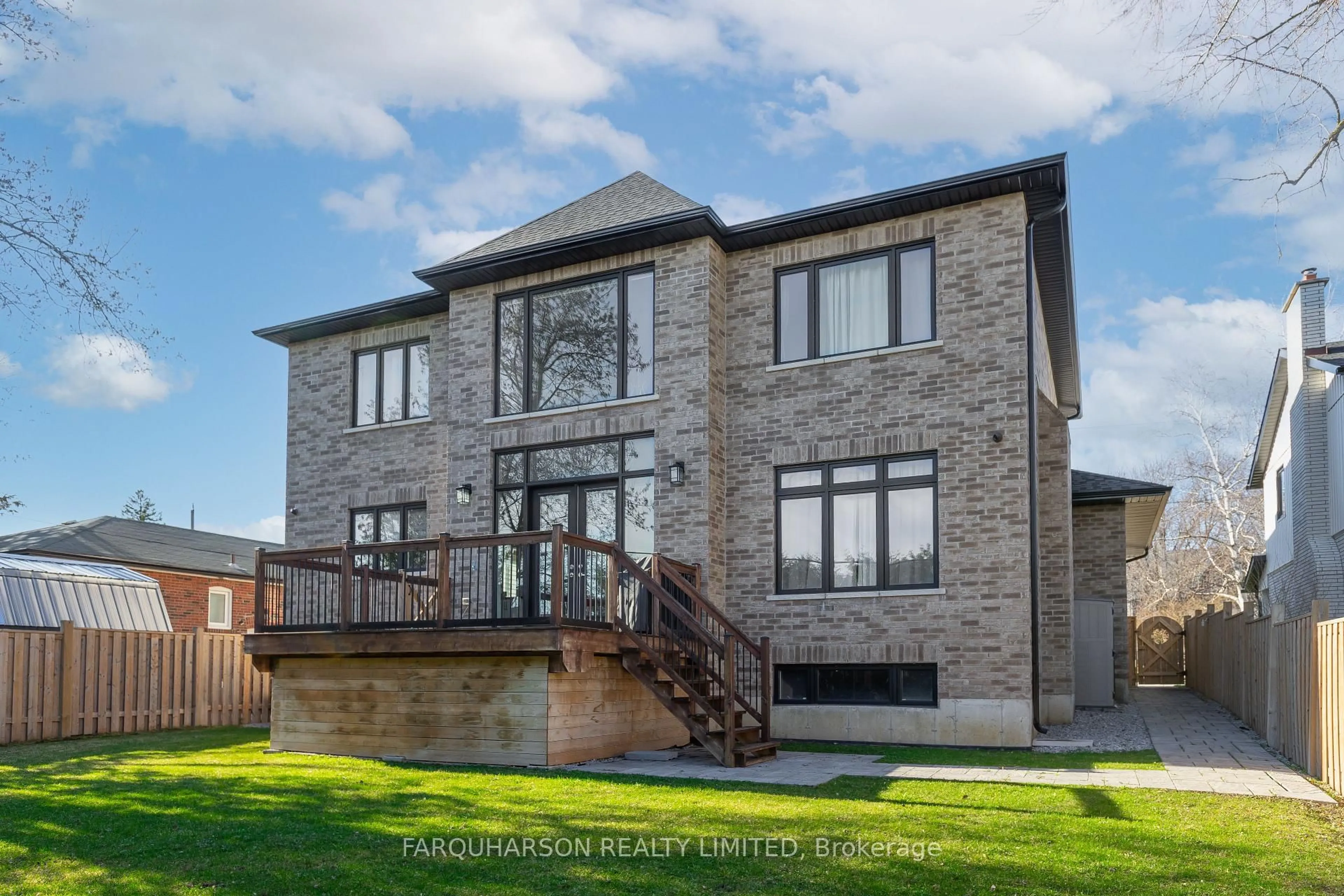 Home with brick exterior material, building for 106 Maytree Ave, Whitchurch-Stouffville Ontario L4A 1G2