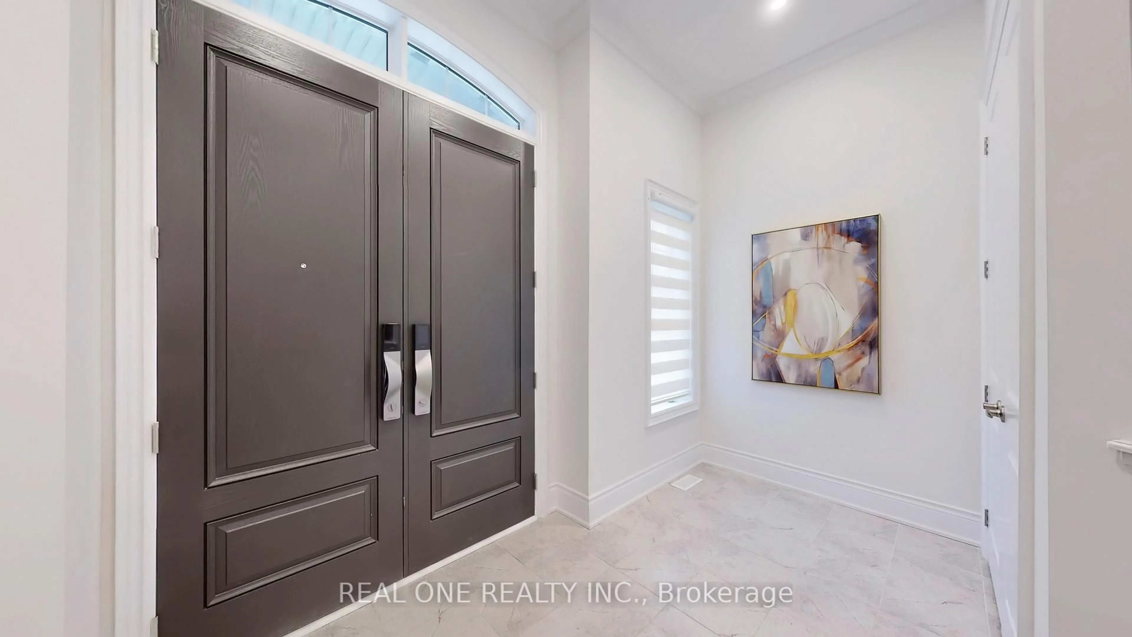 Indoor entryway for 41 Menotti Dr, Richmond Hill Ontario L4E 0G9