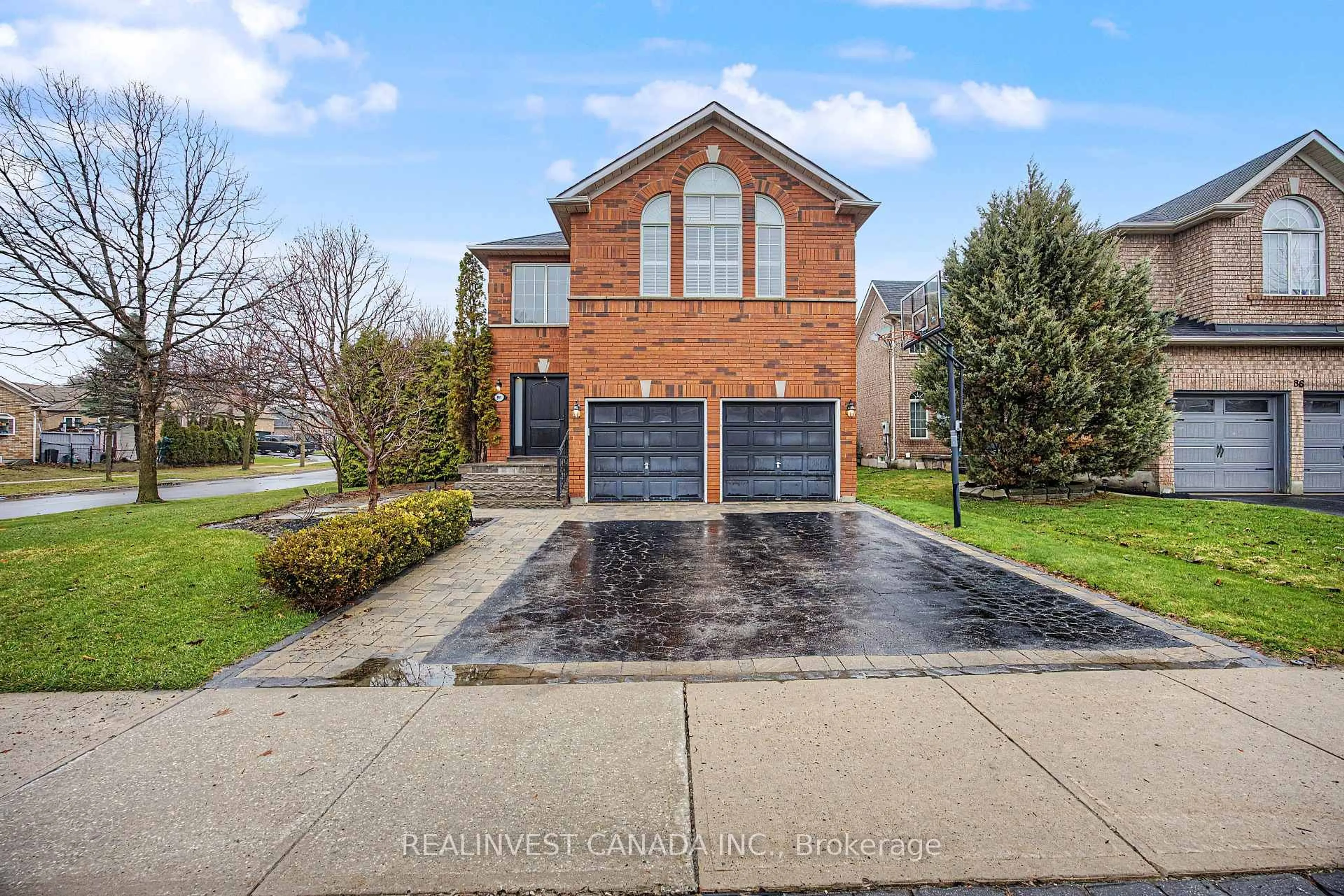 Home with brick exterior material, street for 84 Worthington Ave, Richmond Hill Ontario L4E 3X1