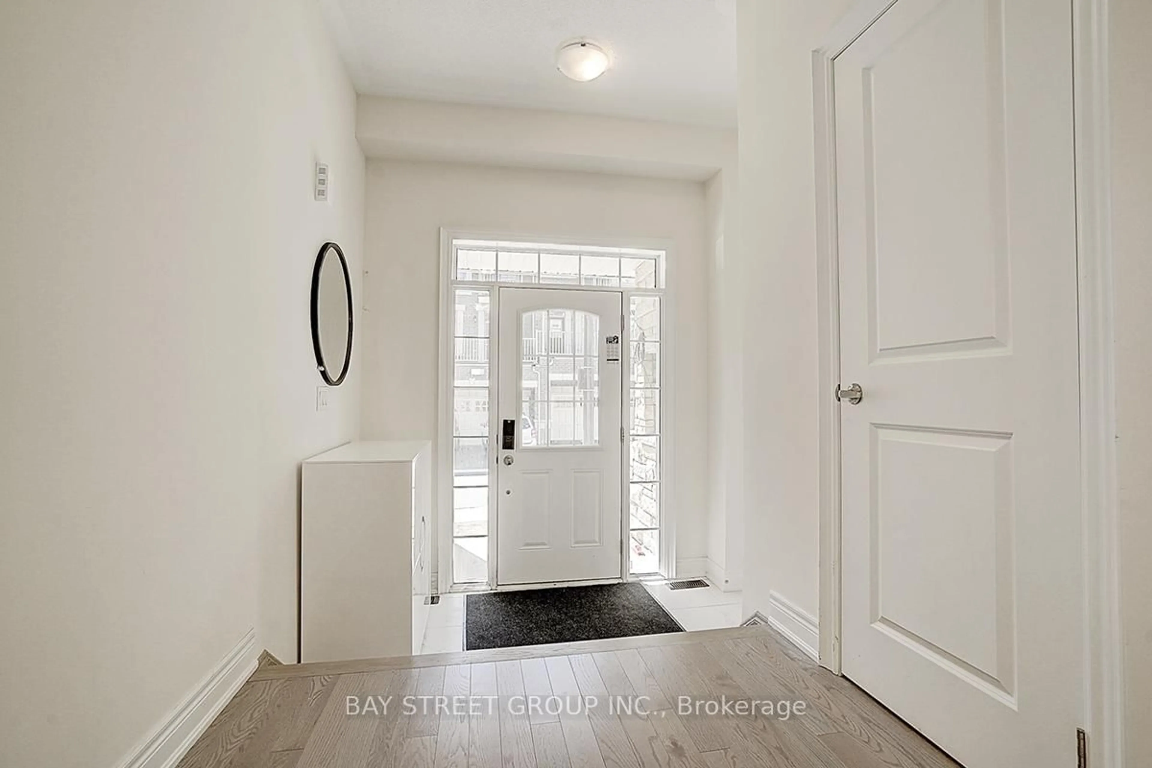 Indoor entryway for 34 Phillipsen Way, Markham Ontario L3S 0E9