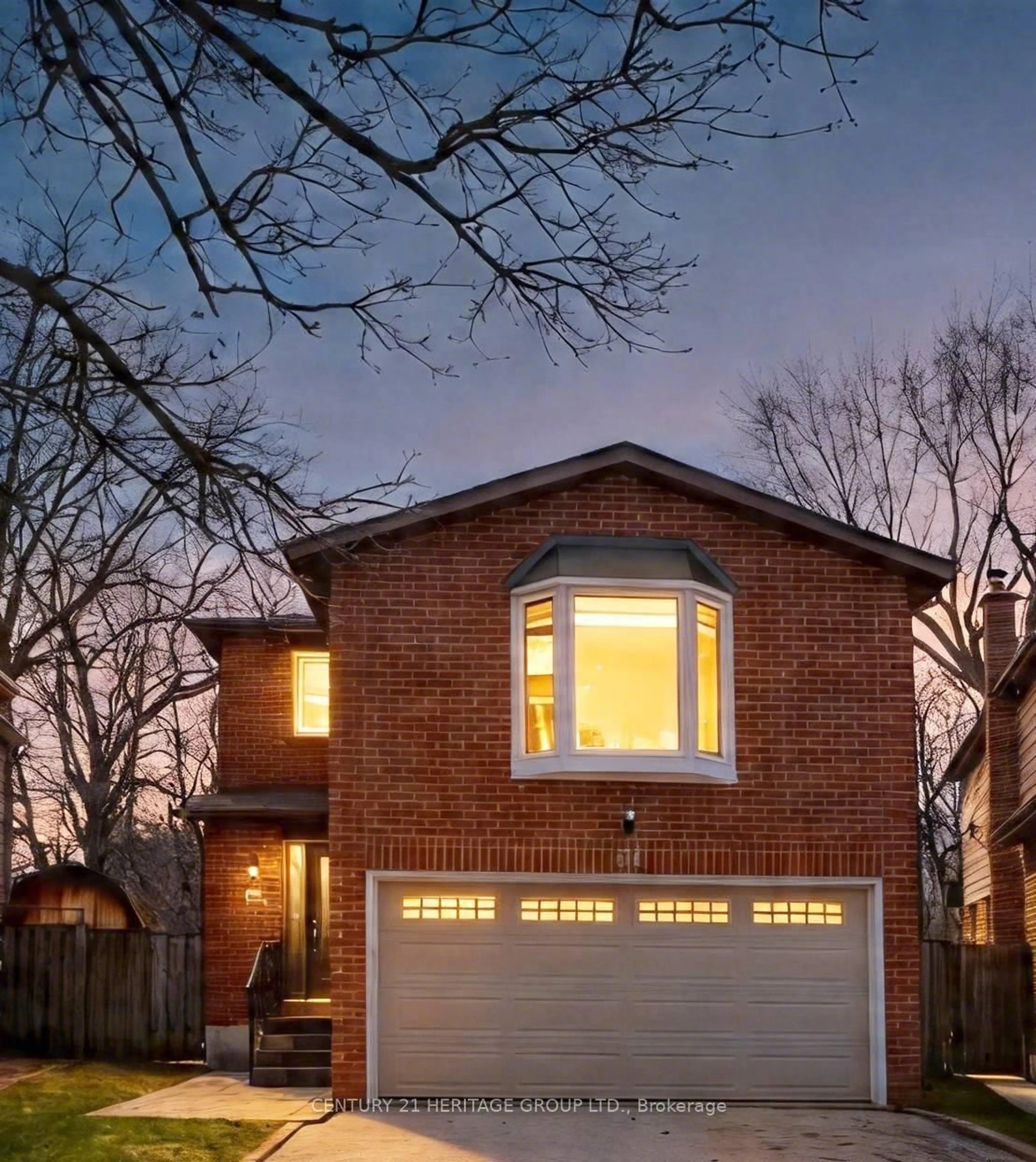 Home with brick exterior material, street for 64 Coventry Crt, Richmond Hill Ontario L4C 8B7
