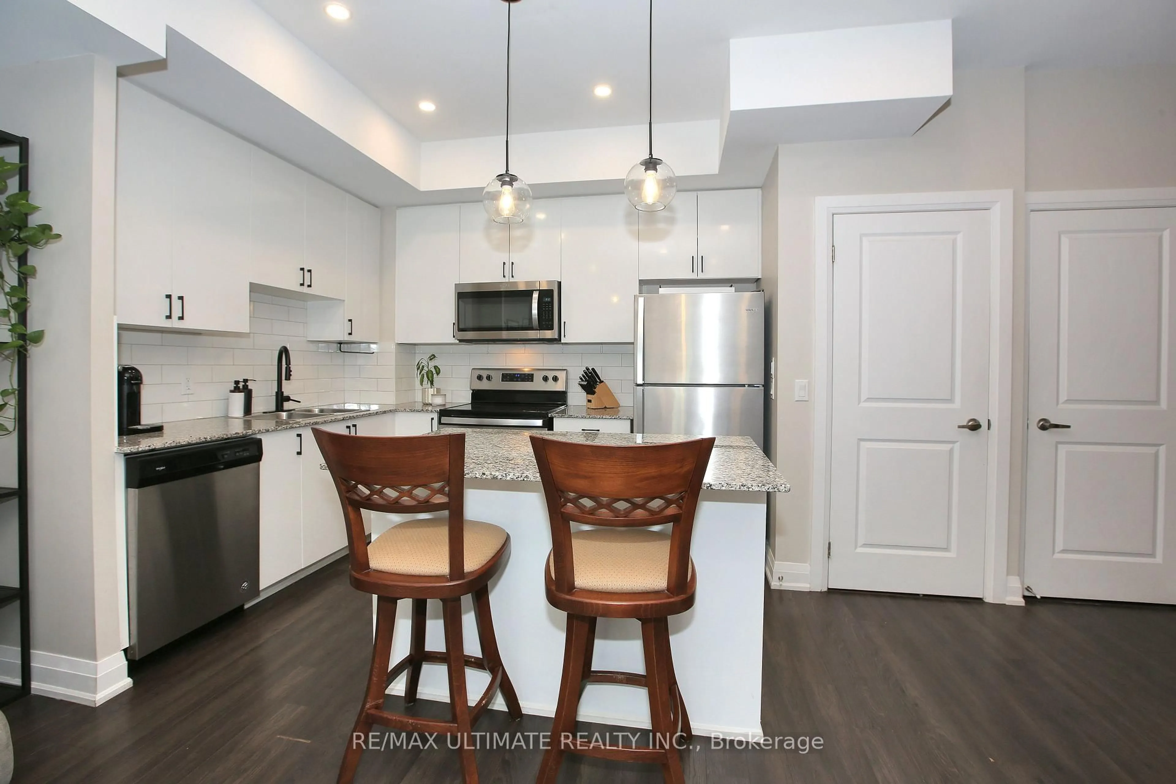 Open concept kitchen, unknown for 52 Coles Ave #E403, Vaughan Ontario L4L 0J1