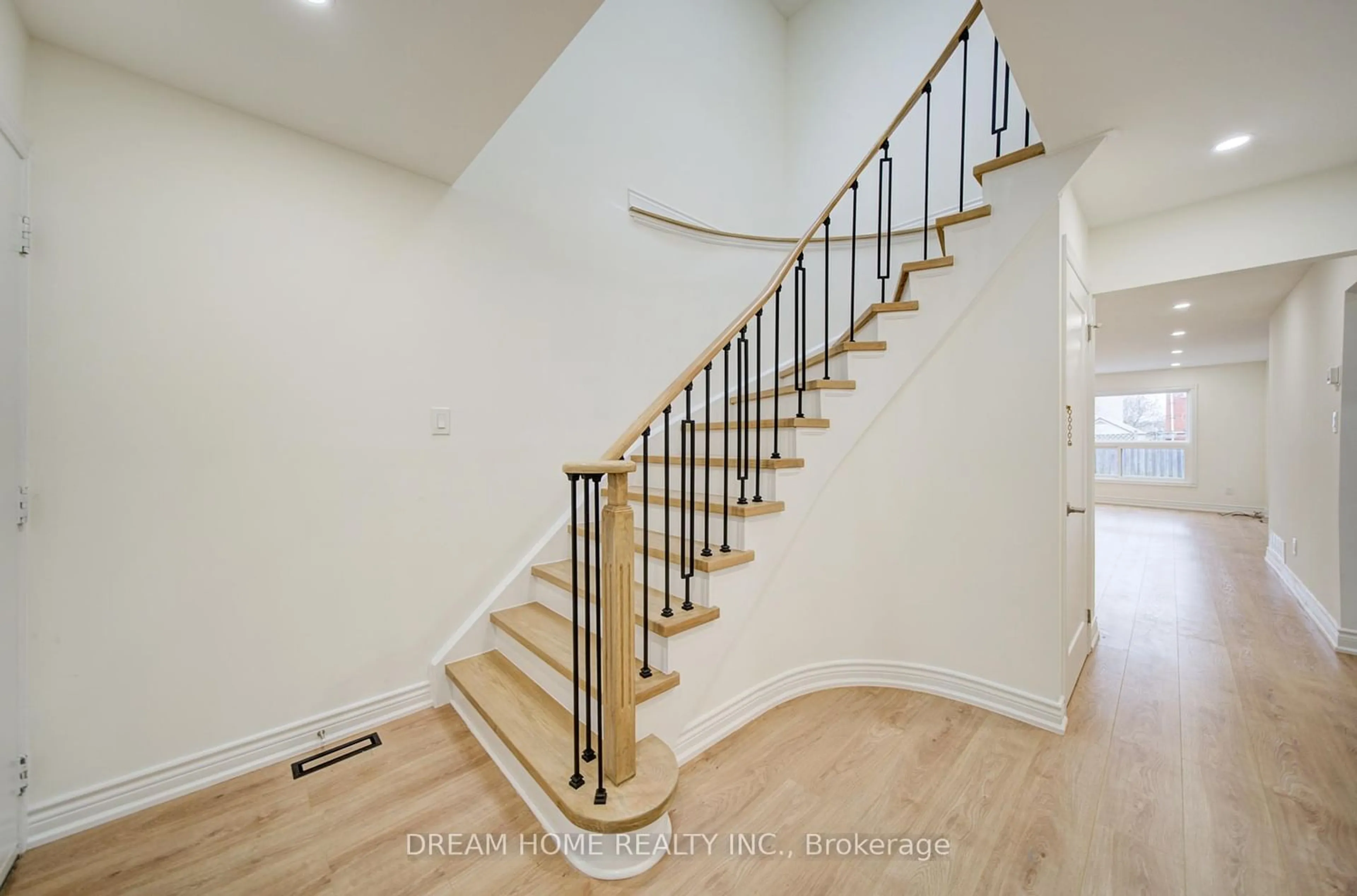 Unknown for 10 Karen Miles Cres, Markham Ontario L3S 2C9