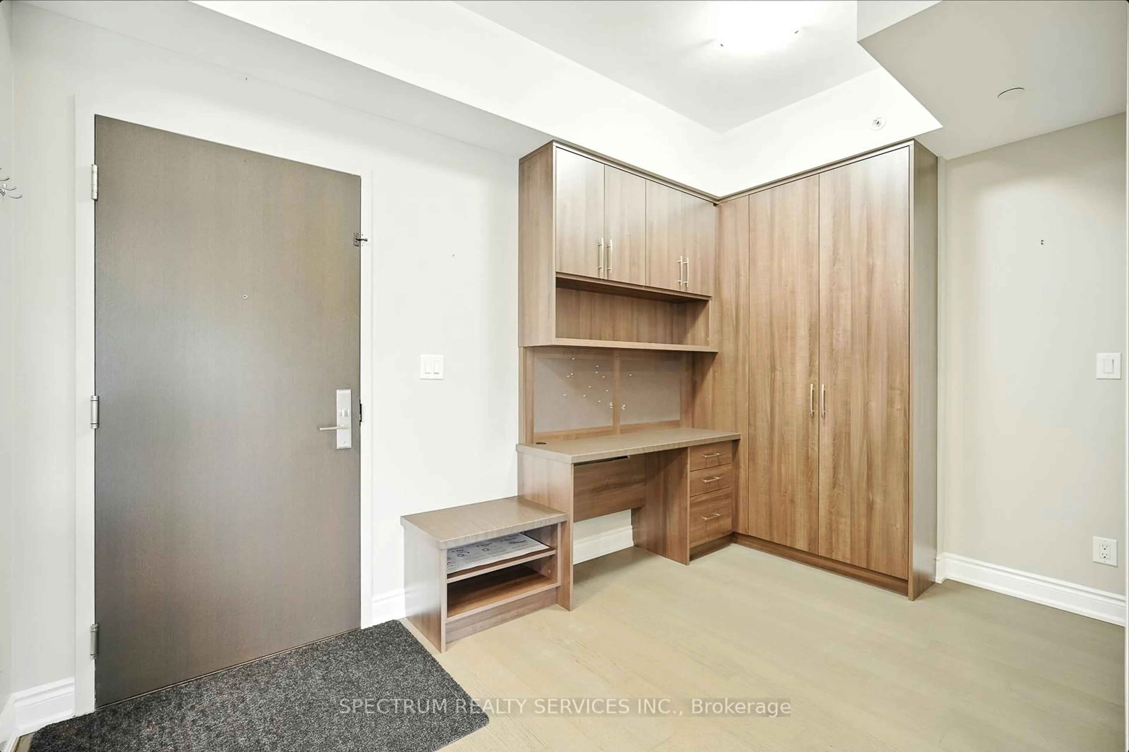 Unknown for 86 Woodbridge Ave #411, Vaughan Ontario L4L 0E4