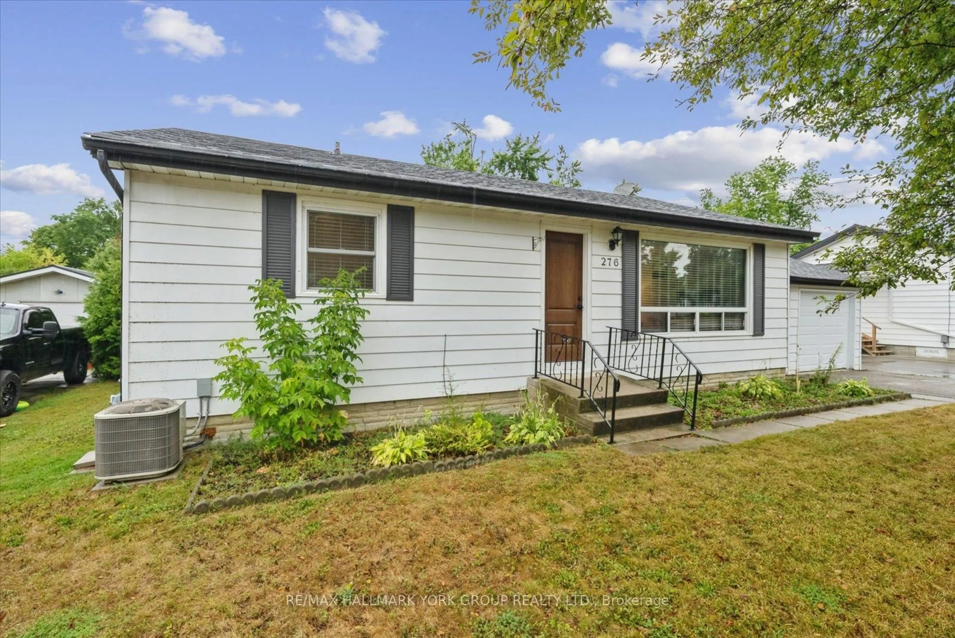 Home with vinyl exterior material, street for 276 Church St, Brock Ontario L0K 1A0