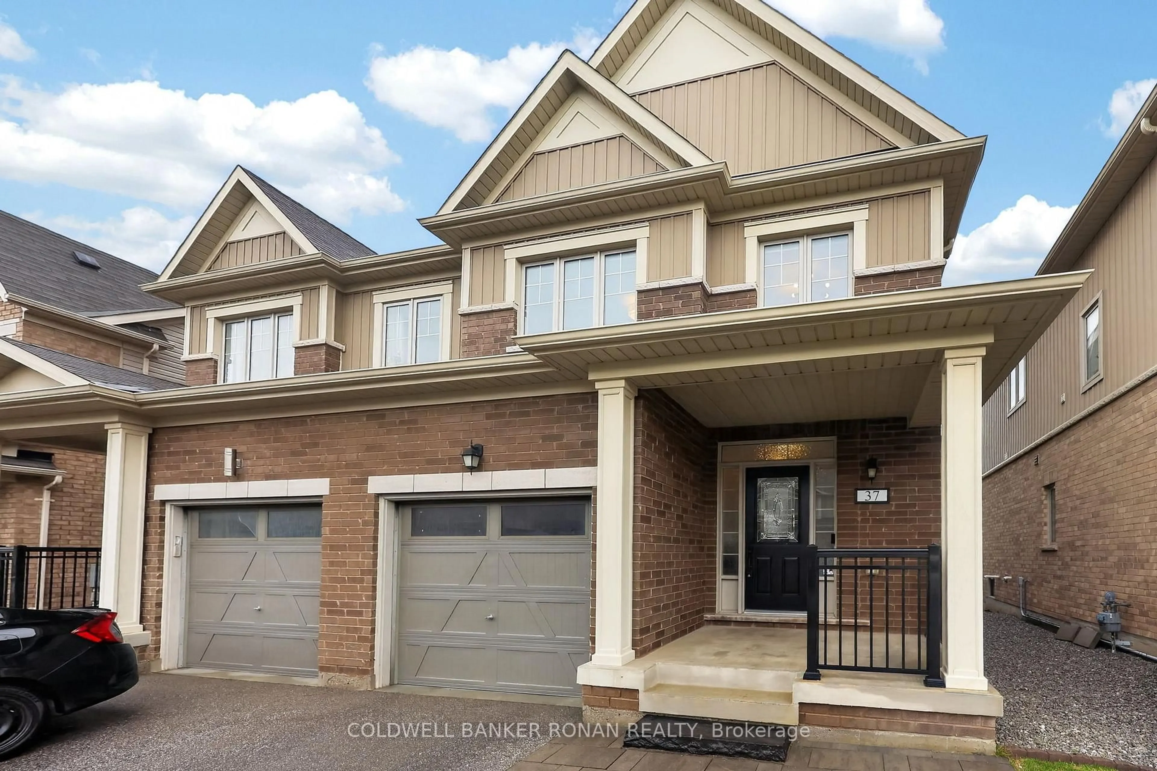 Home with brick exterior material, street for 37 Donnan Dr, New Tecumseth Ontario L0G 1W0
