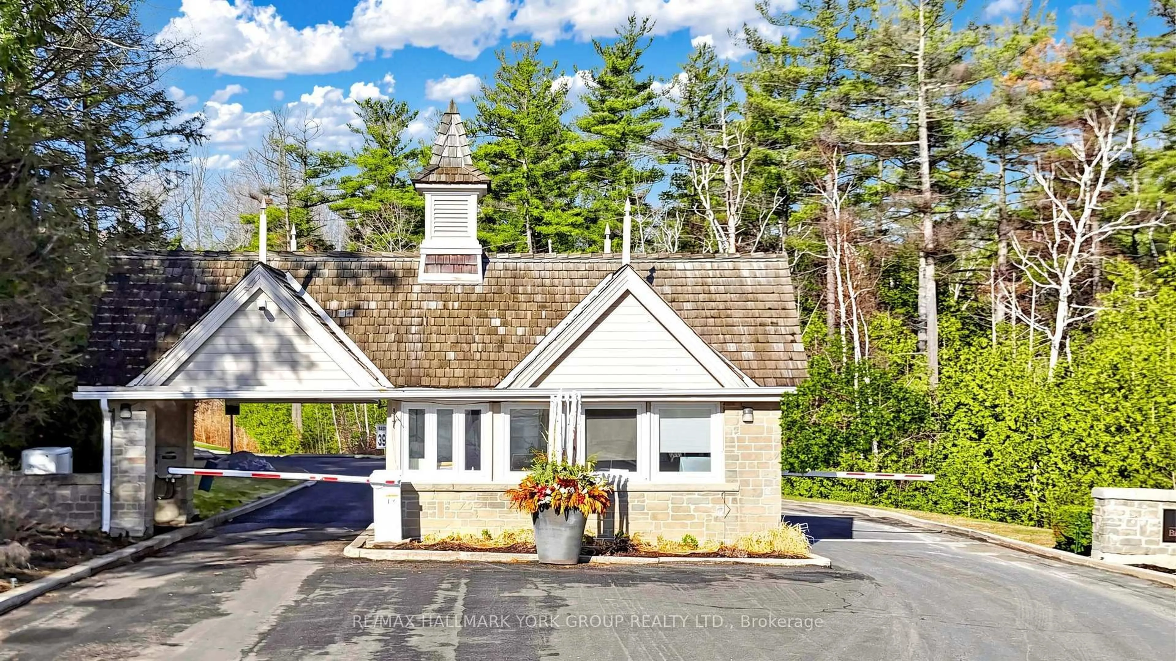 Unknown for 225 Meadow Lark Lane #57, Aurora Ontario L4G 0L5