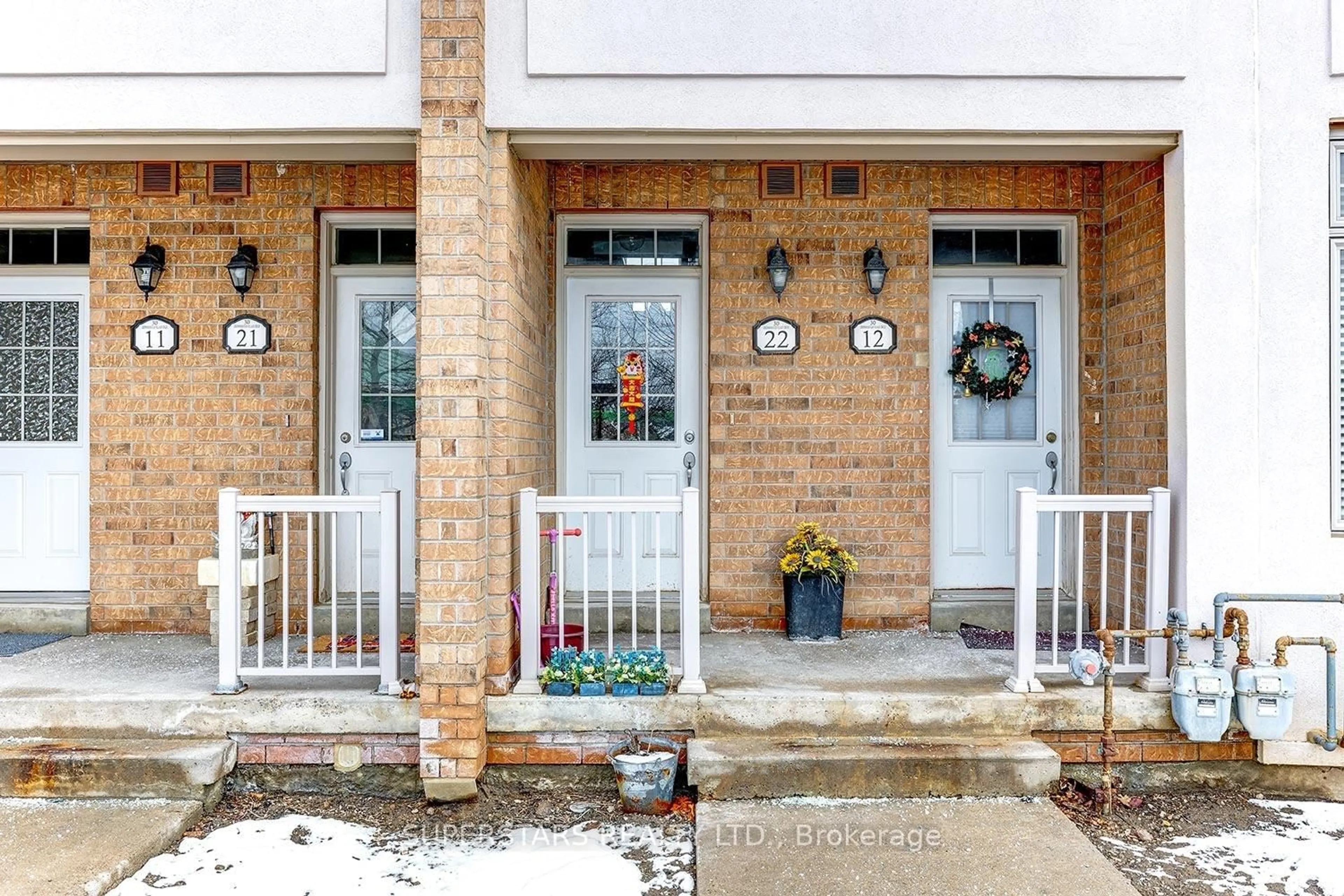 Indoor entryway for 30 Greensborough Village Circ #22, Markham Ontario L6E 1Z1