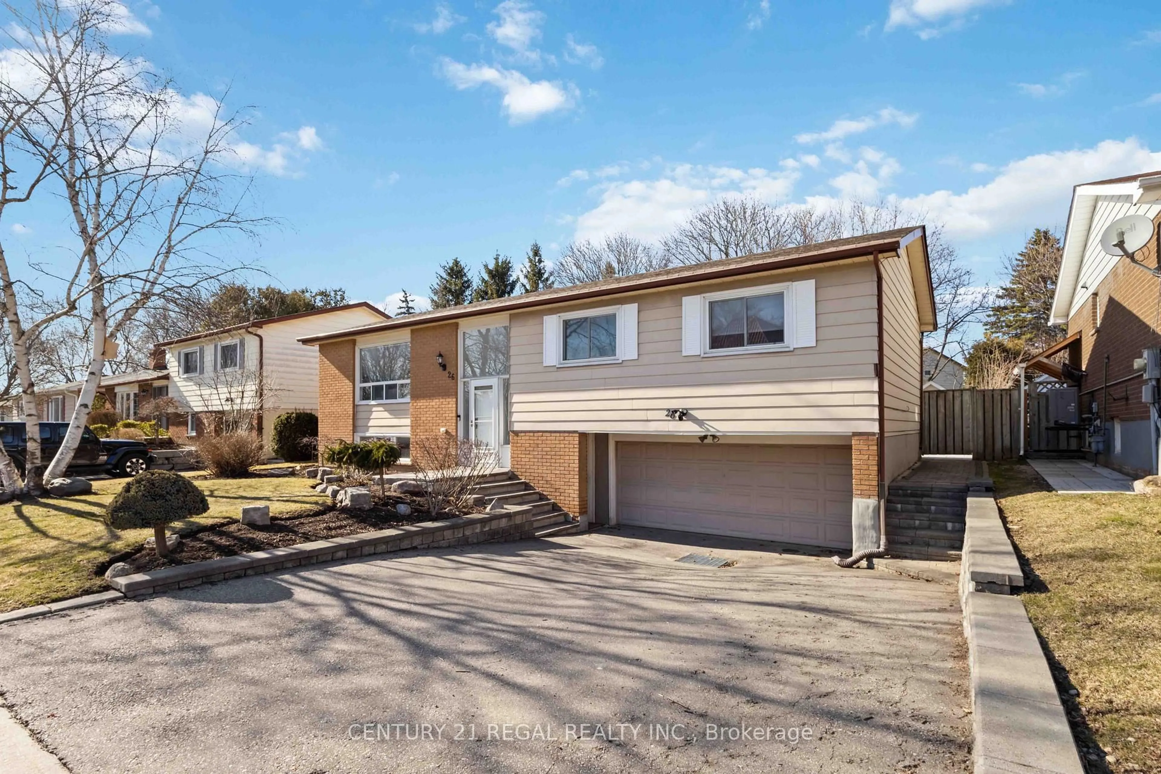 Home with vinyl exterior material, street for 26 Sir Bedevere Pl, Markham Ontario L3P 2W2