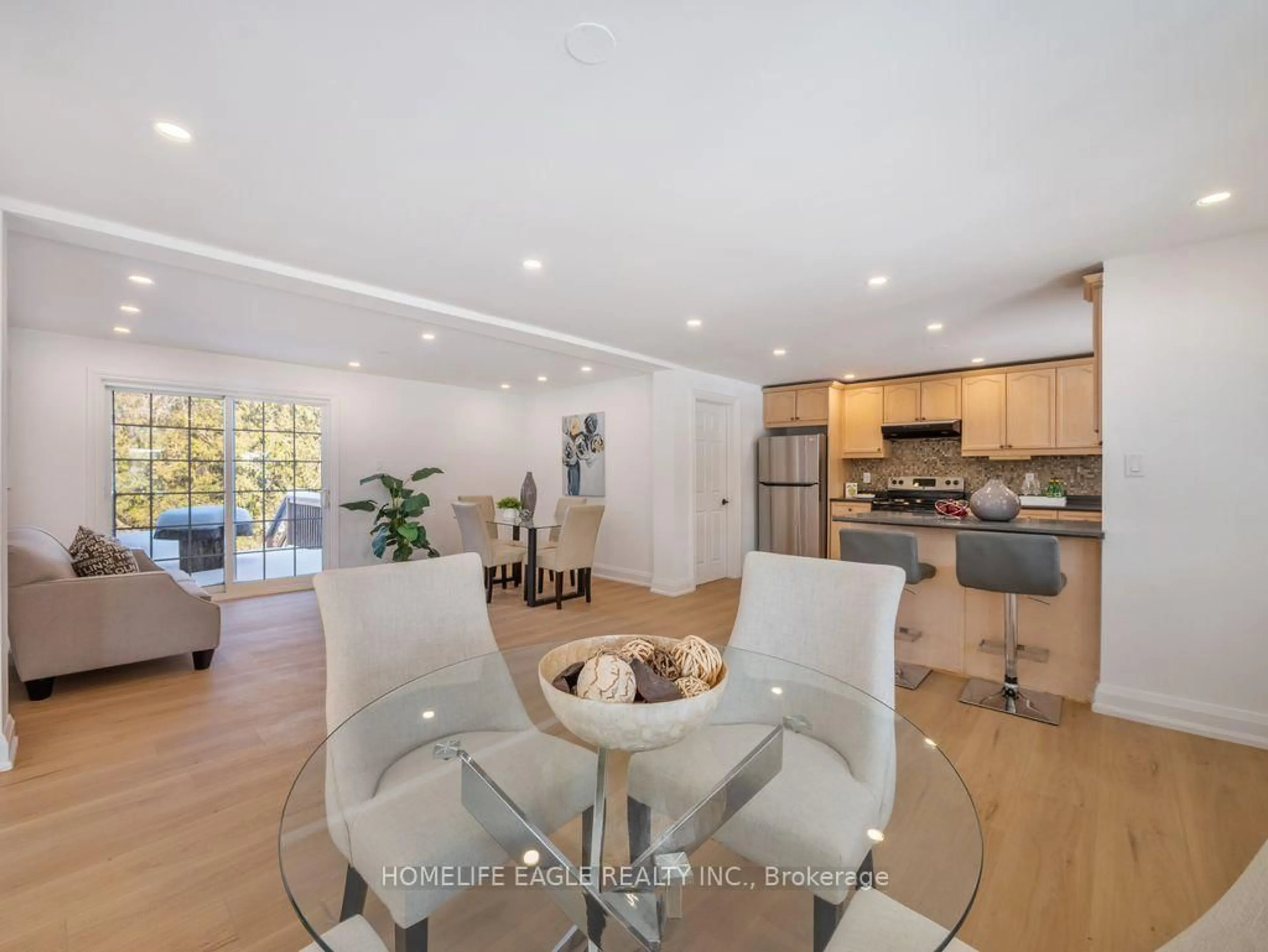 Open concept kitchen, unknown for 4566 Lloydtown-Aurora Rd, King Ontario L7B 0E3