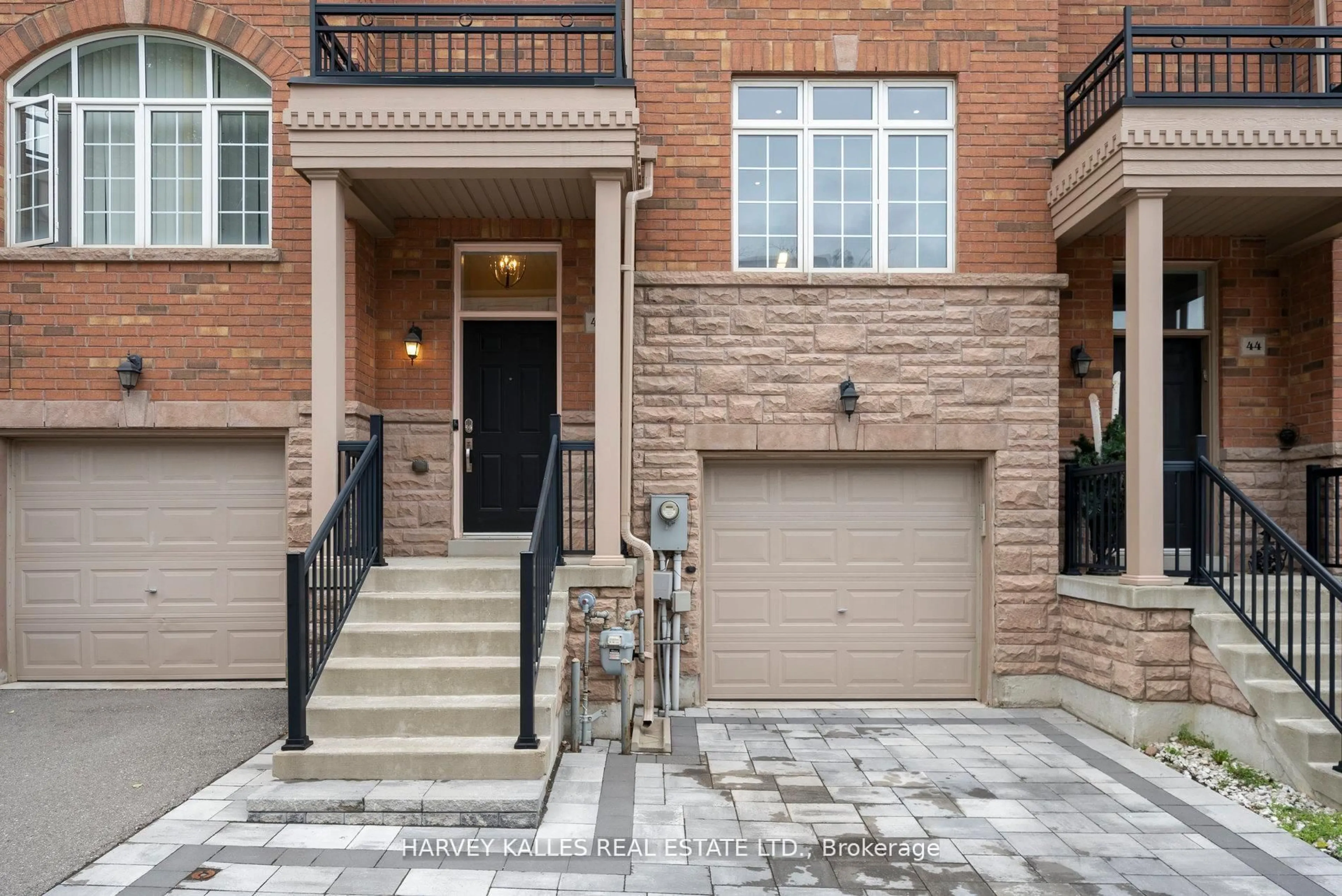 Home with brick exterior material, street for 8777 Dufferin St #45, Vaughan Ontario L4J 8W3