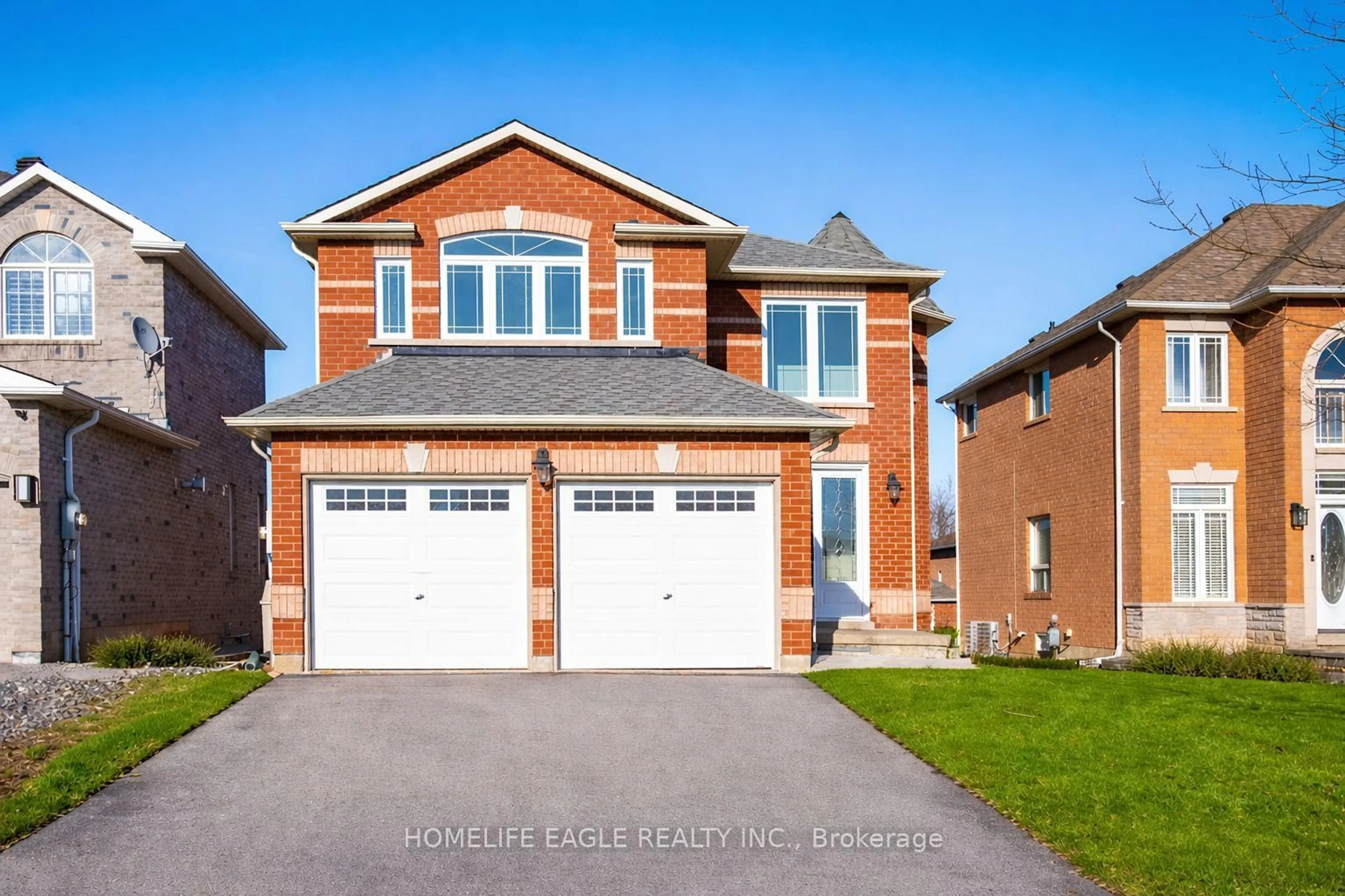 Home with brick exterior material, street for 1923 Romina Crt, Innisfil Ontario L9S 4X9