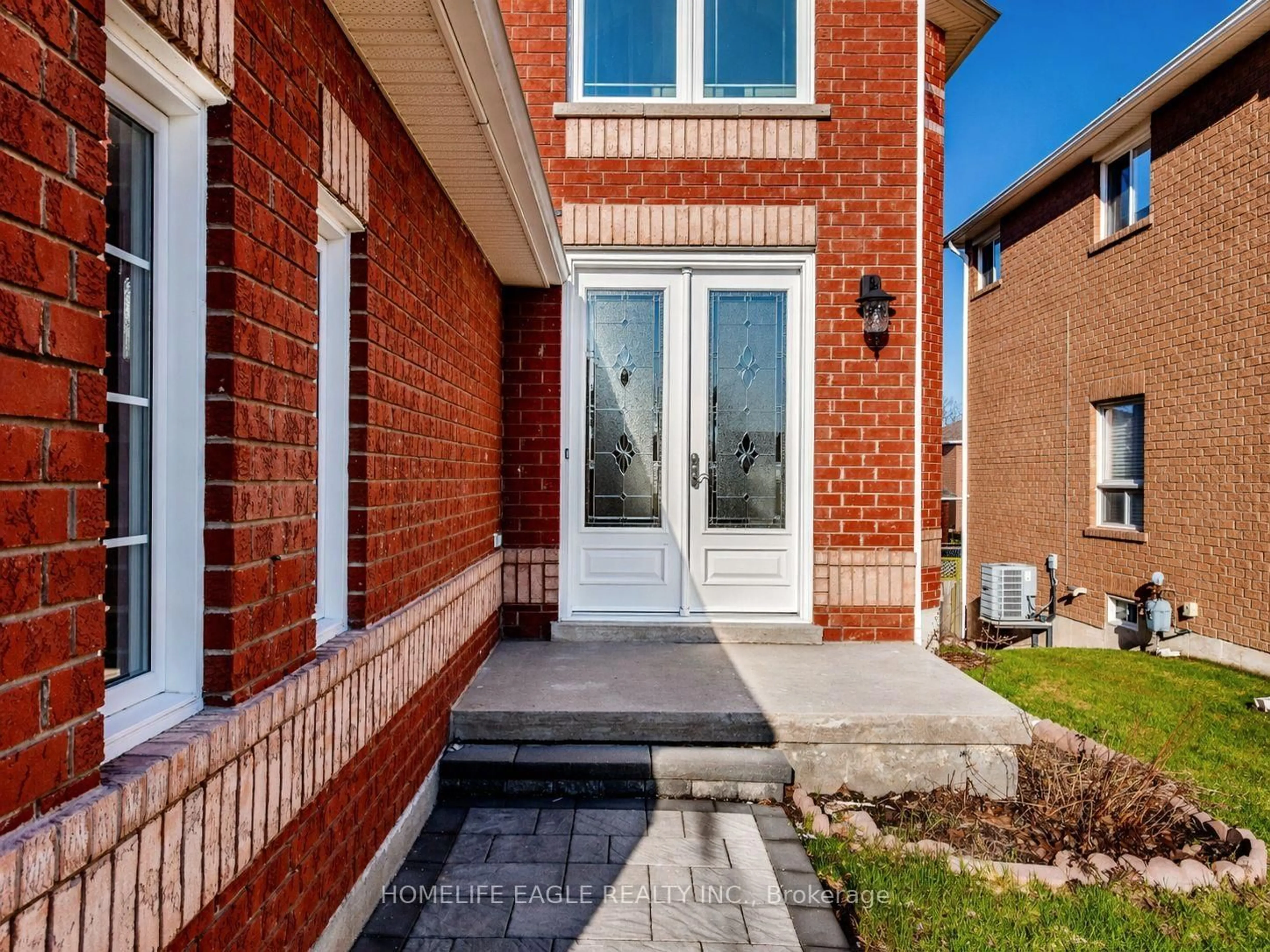 Home with brick exterior material, street for 1923 Romina Crt, Innisfil Ontario L9S 4X9