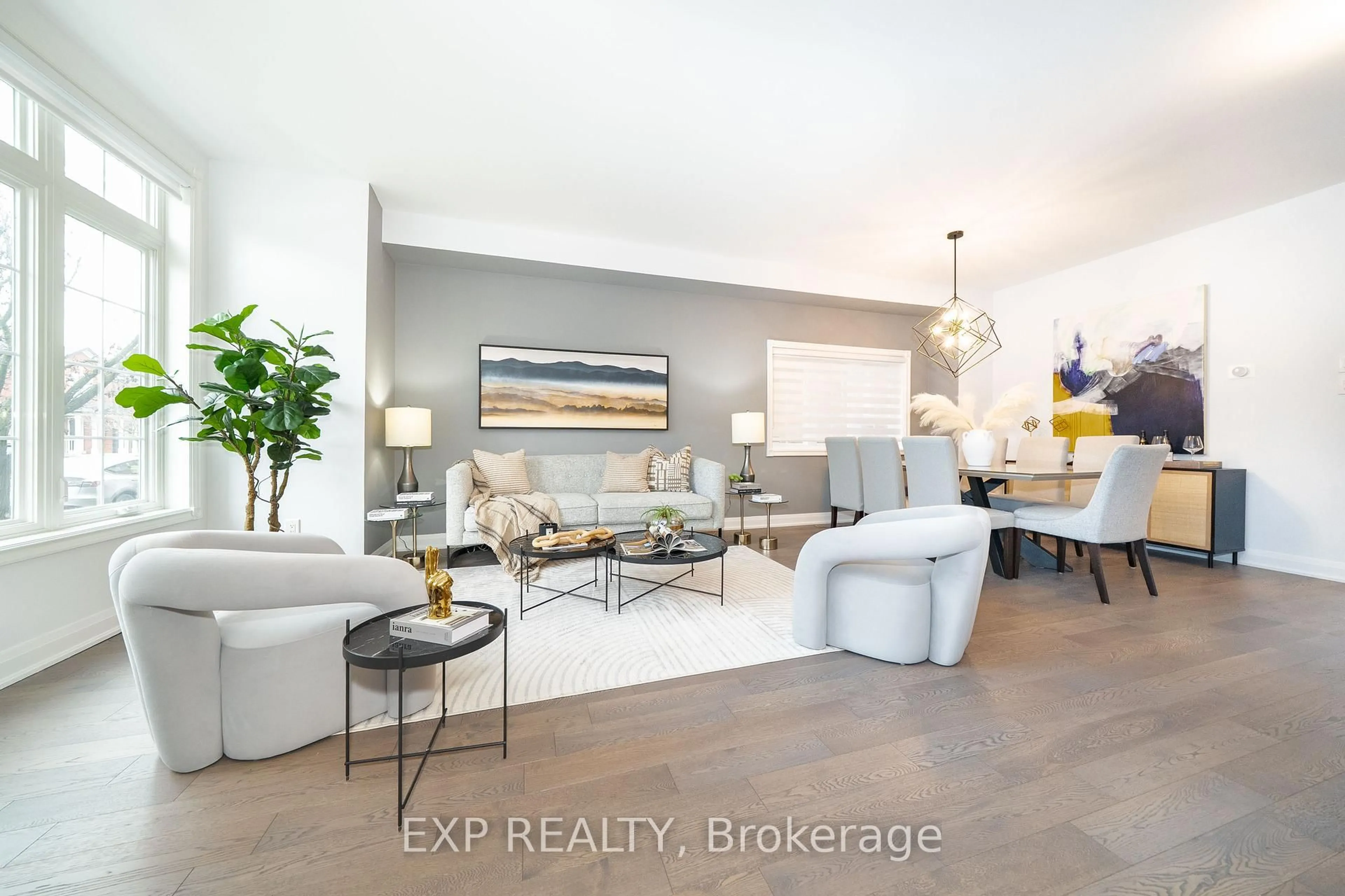 Living room with furniture, unknown for 86 Bassett Ave, Richmond Hill Ontario L4B 4G1