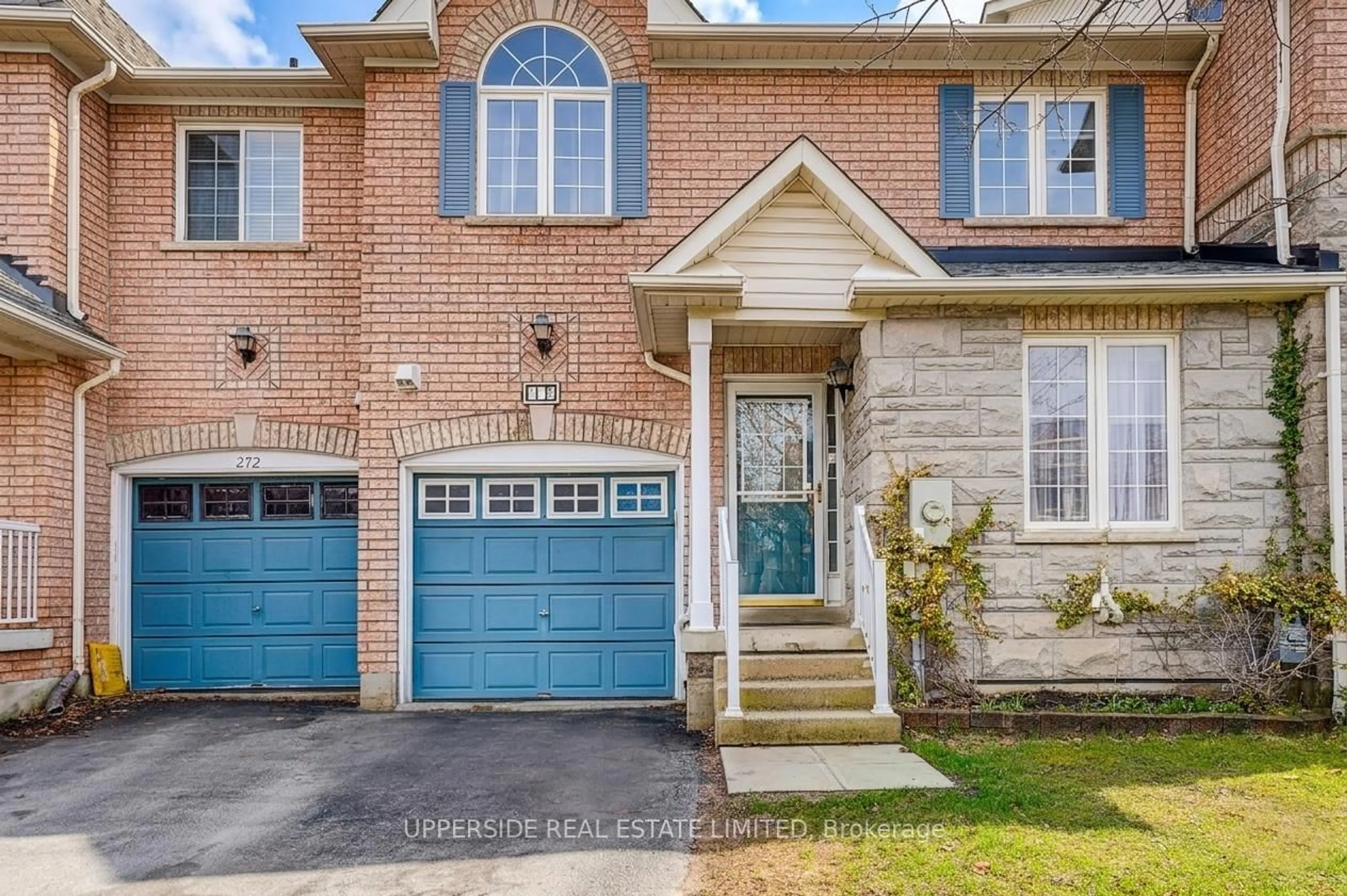 Home with brick exterior material, street for 274 Flagstone Way, Newmarket Ontario L3X 2Y1