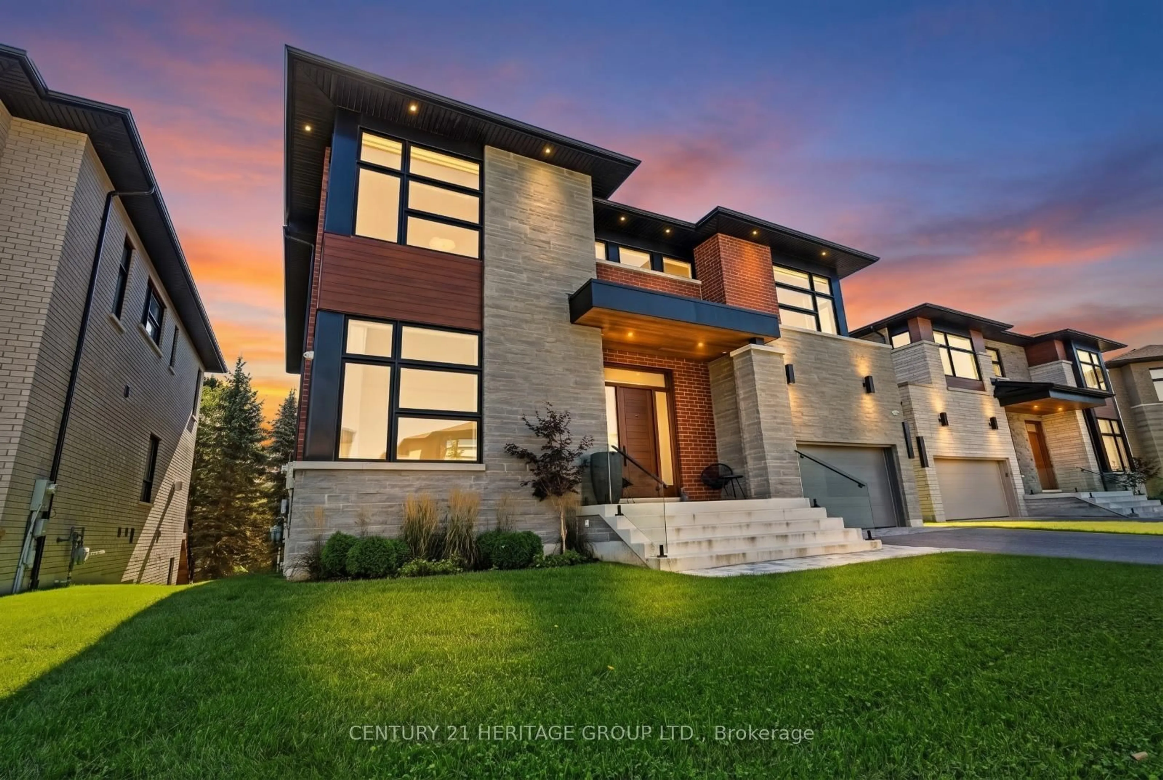 Home with brick exterior material, street for 30 Limerick St, Richmond Hill Ontario L4E 3W9