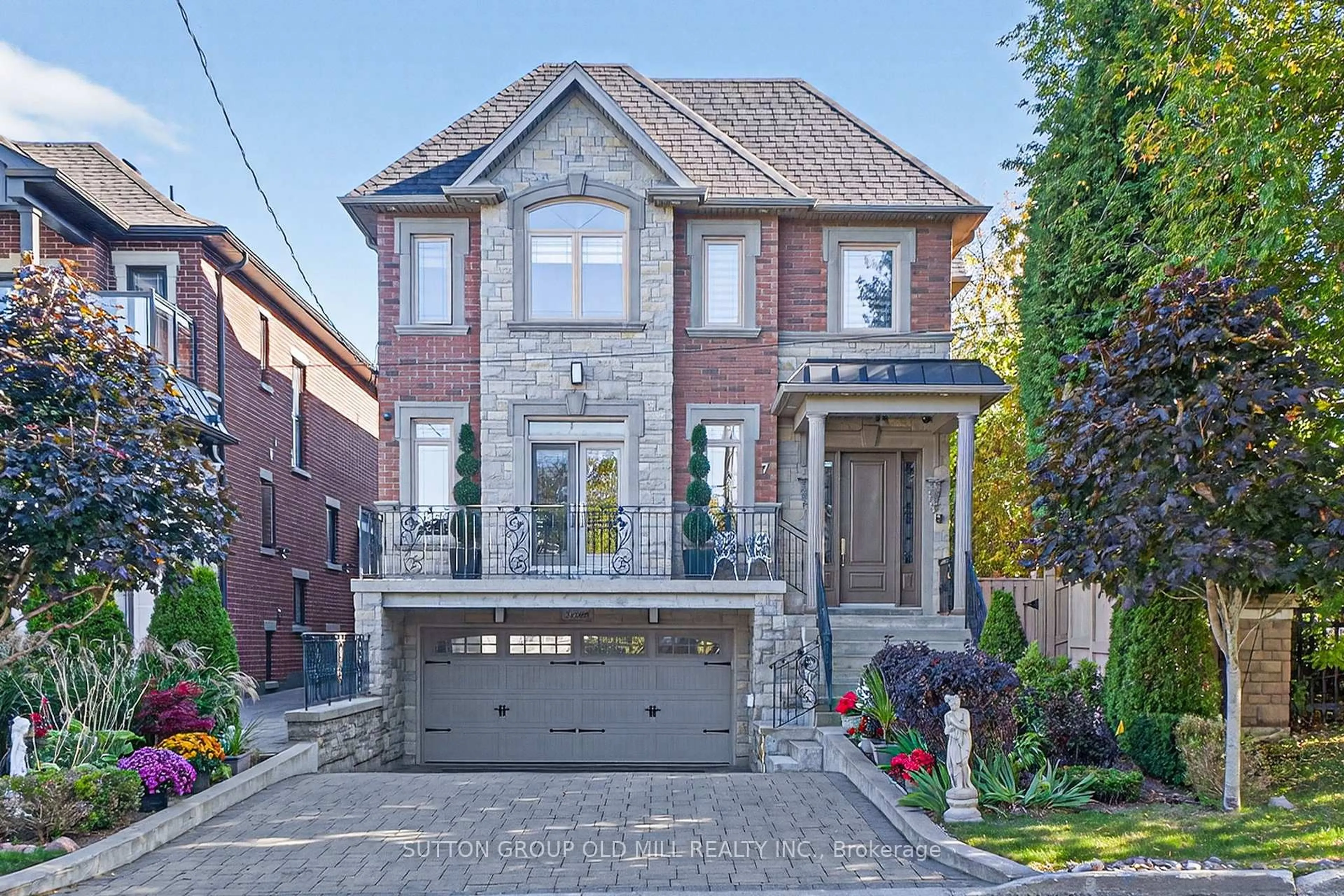 Home with brick exterior material, street for 7 Cousins Dr, Aurora Ontario L4G 1B2