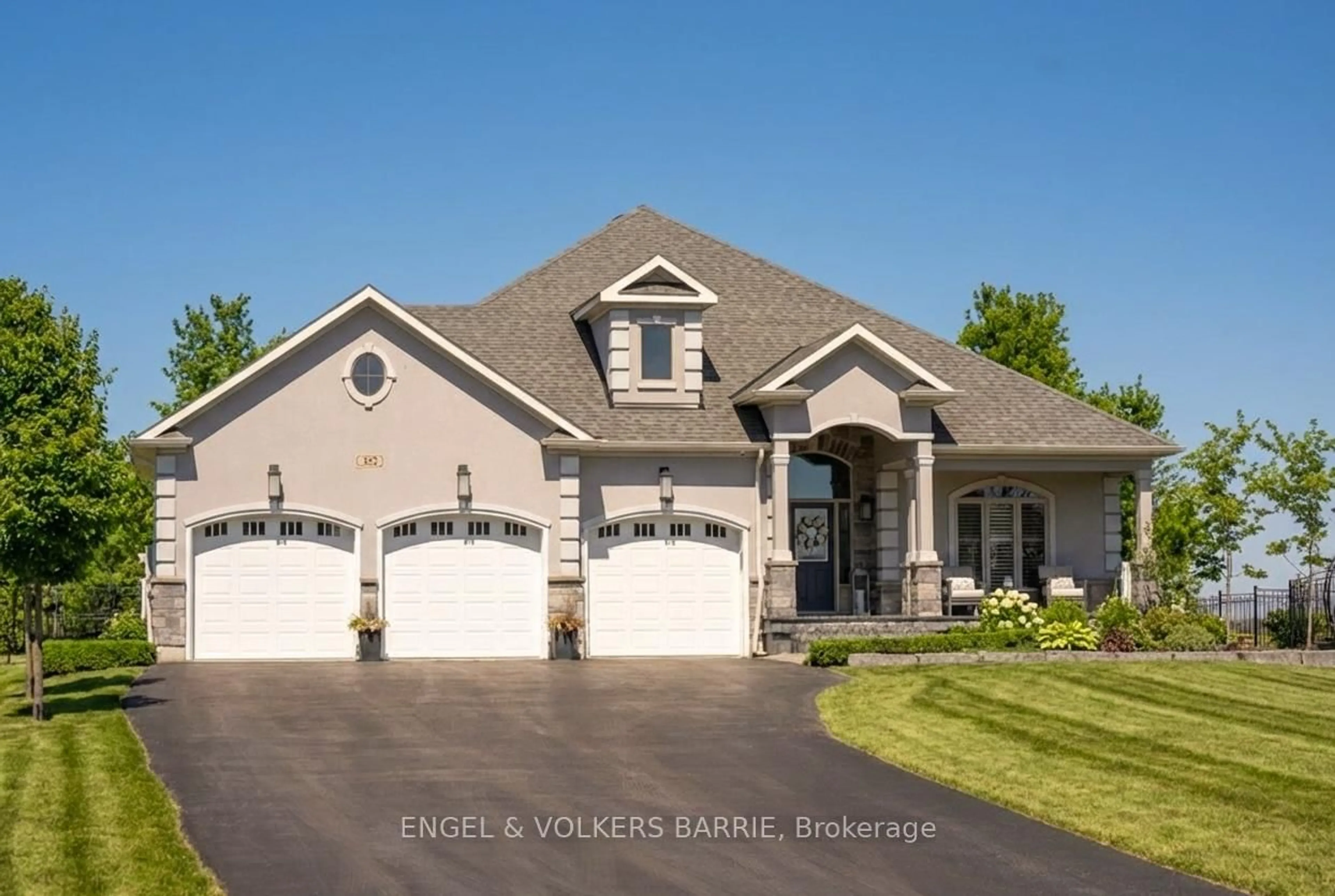 Home with vinyl exterior material, water/lake/river/ocean view for 327 Sunnybrae Ave, Innisfil Ontario L9S 0K9