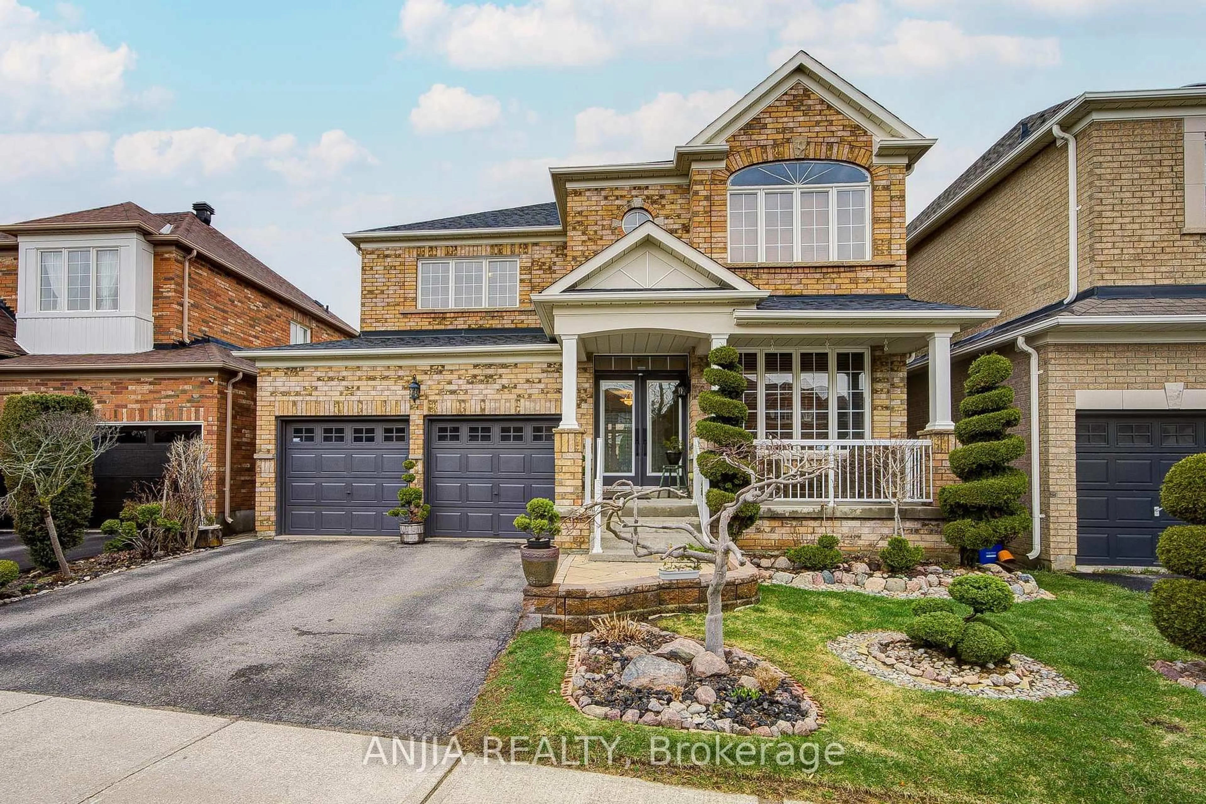 Home with brick exterior material, street for 6 Linsmary Crt, Markham Ontario L6E 1L2