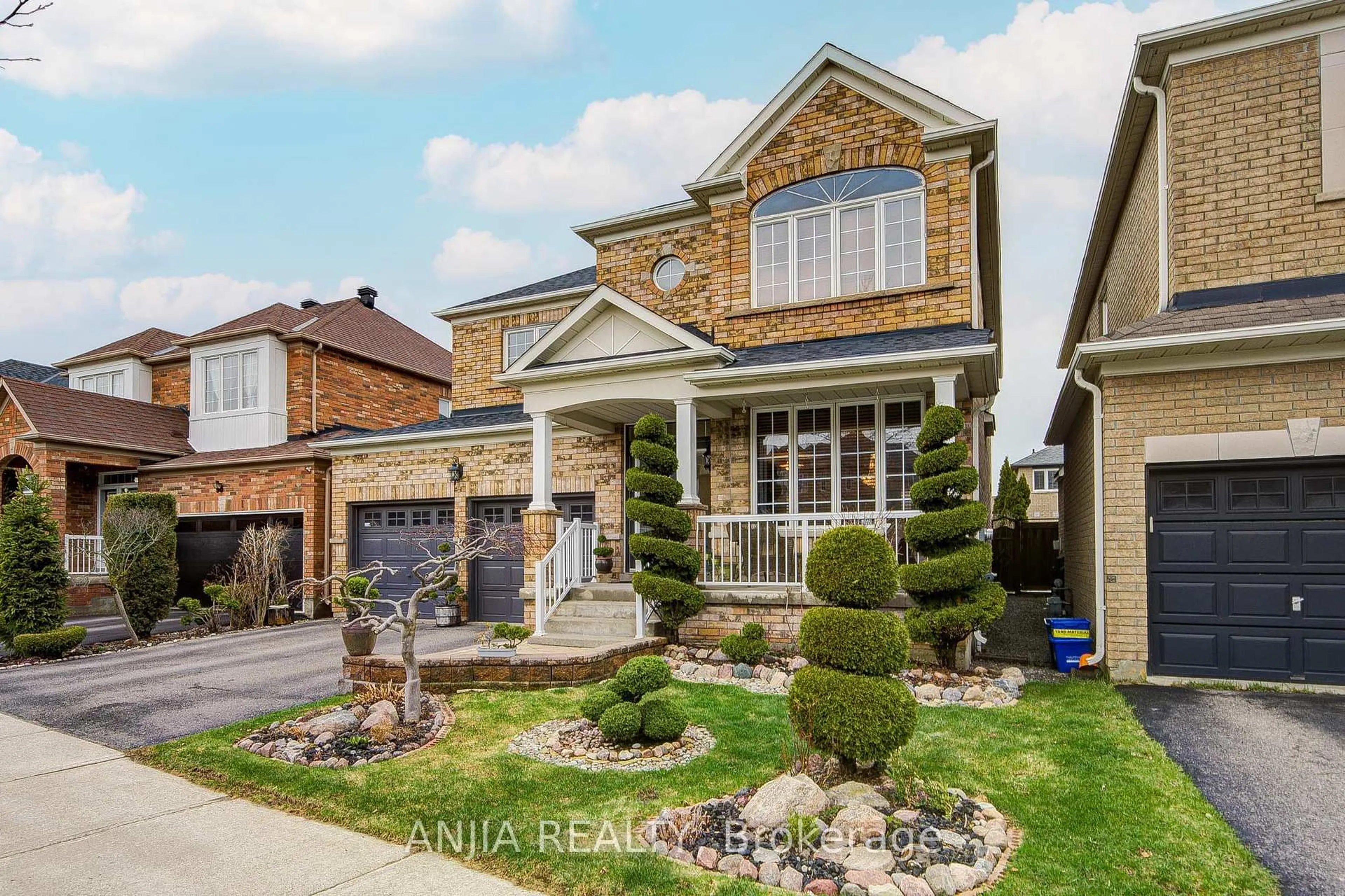 Home with brick exterior material, street for 6 Linsmary Crt, Markham Ontario L6E 1L2