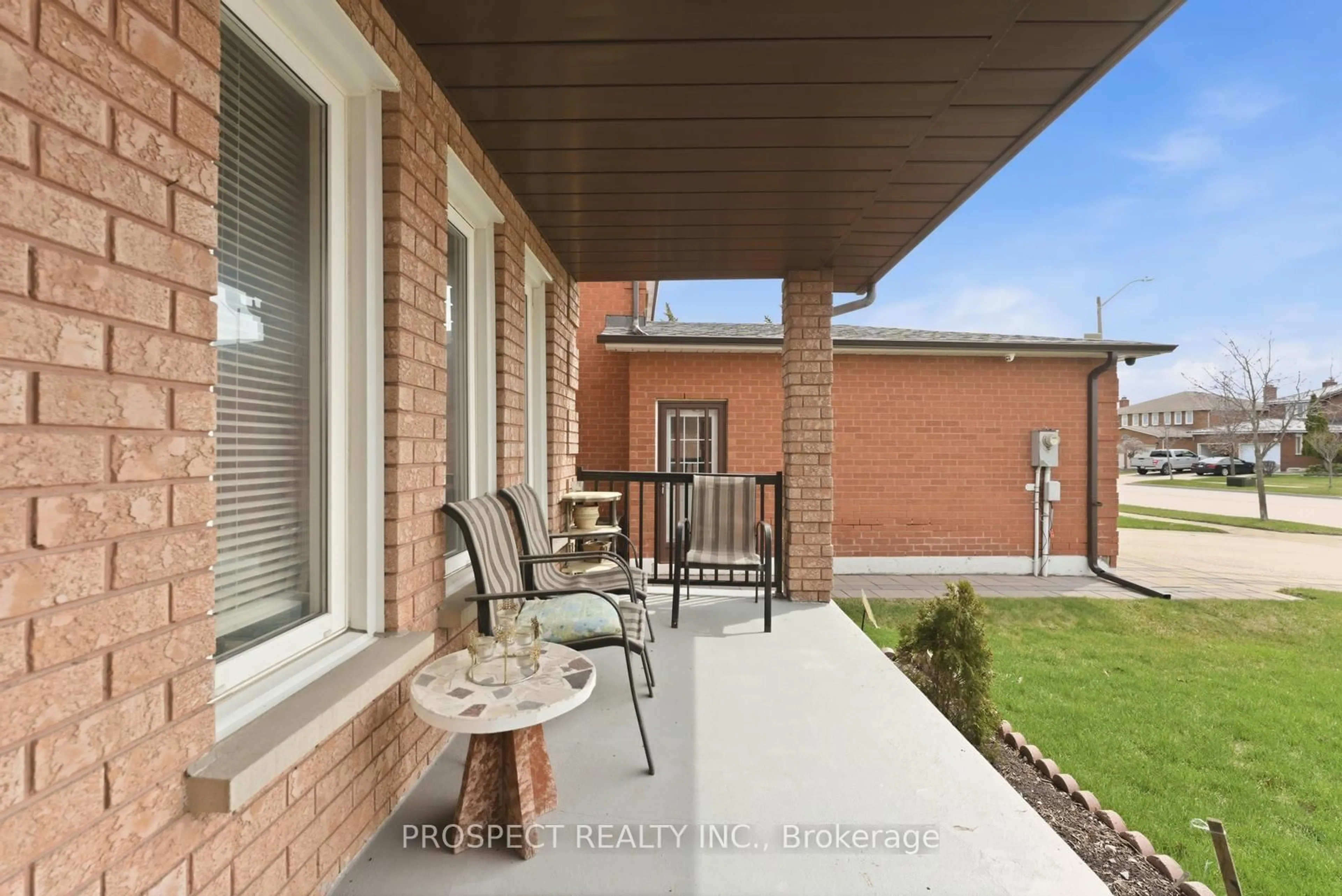 Patio, street for 8435 Martin Grove Rd, Vaughan Ontario L4L 6G4