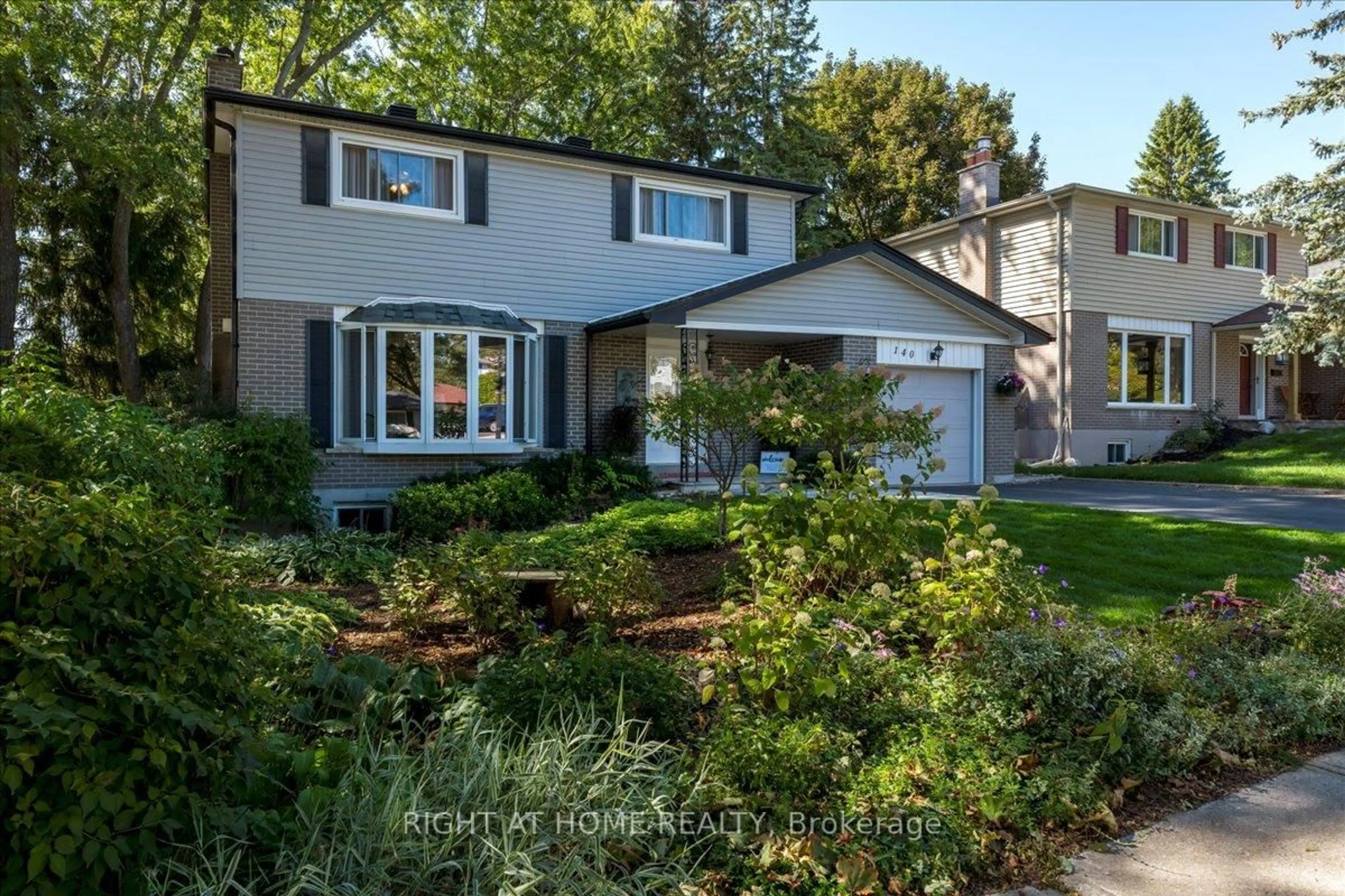 Unknown for 140 Orsi Dr, Newmarket Ontario L3Y 3H6