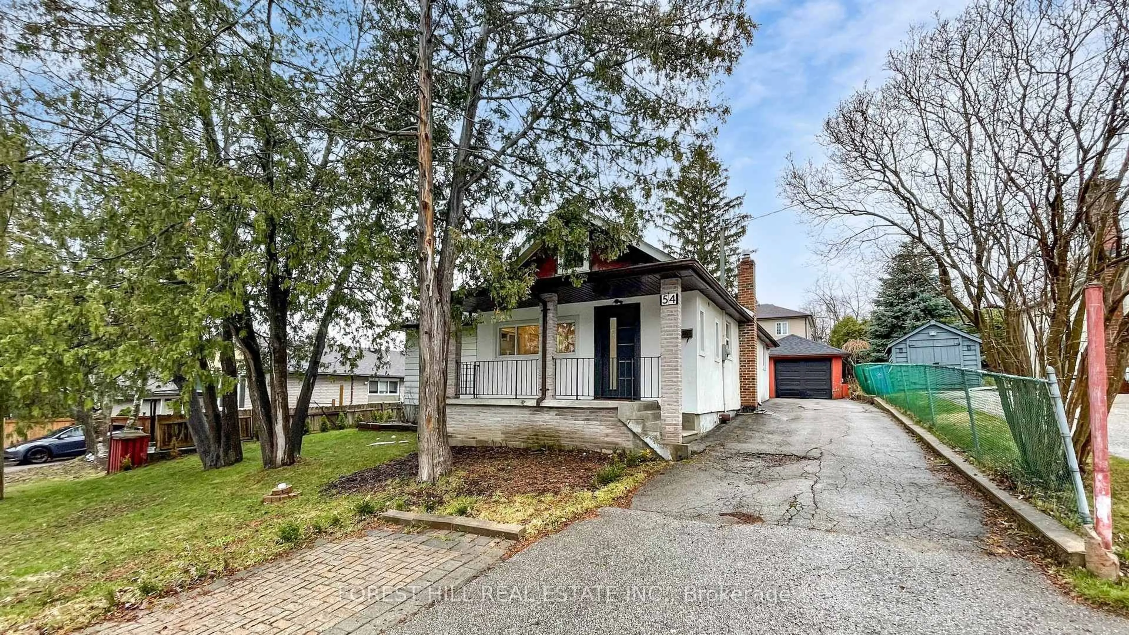 Unknown for 54 Vincent St, Newmarket Ontario L3Y 4G5