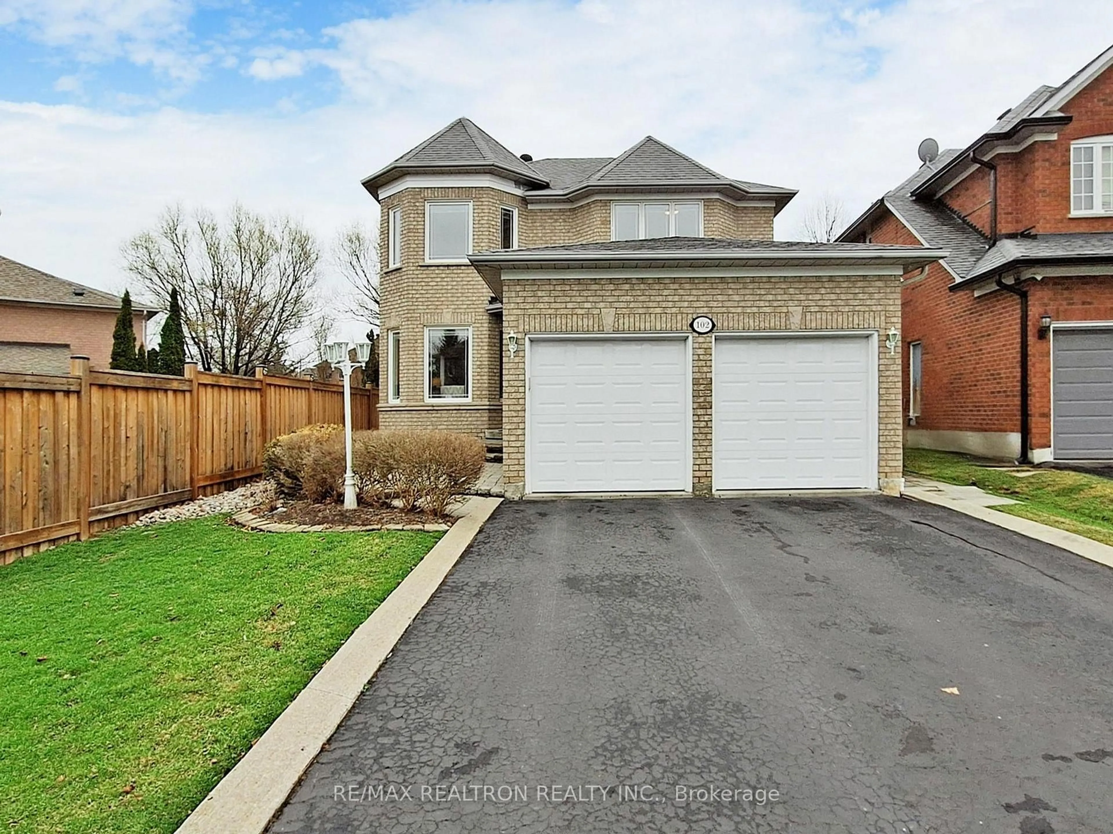Home with brick exterior material, street for 102 Havelock Gate, Markham Ontario L3S 3P6
