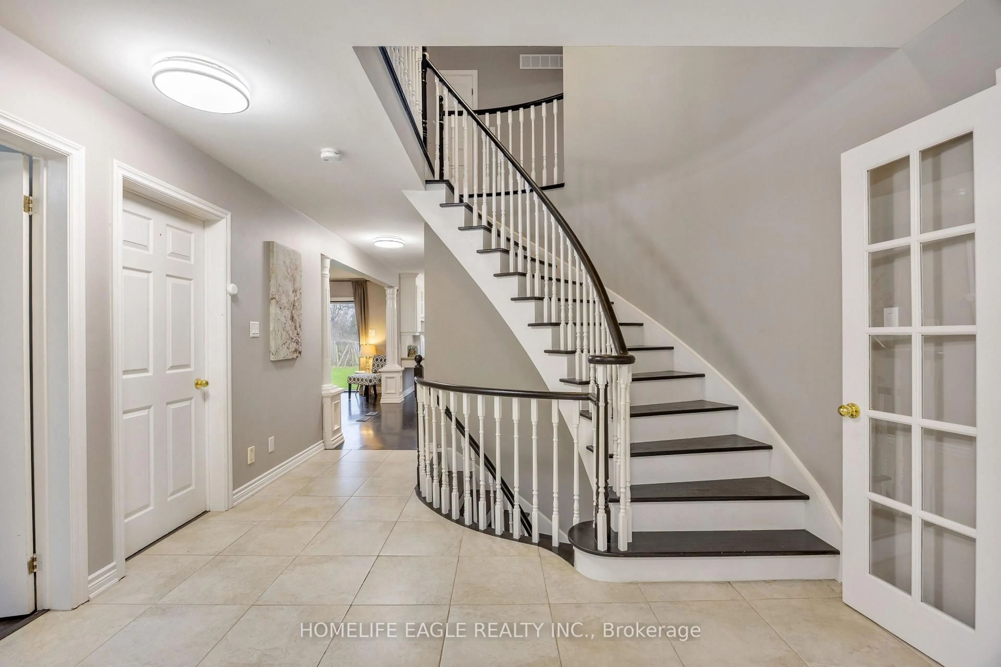 Unknown for 20286 Yonge St, East Gwillimbury Ontario L9N 1B1