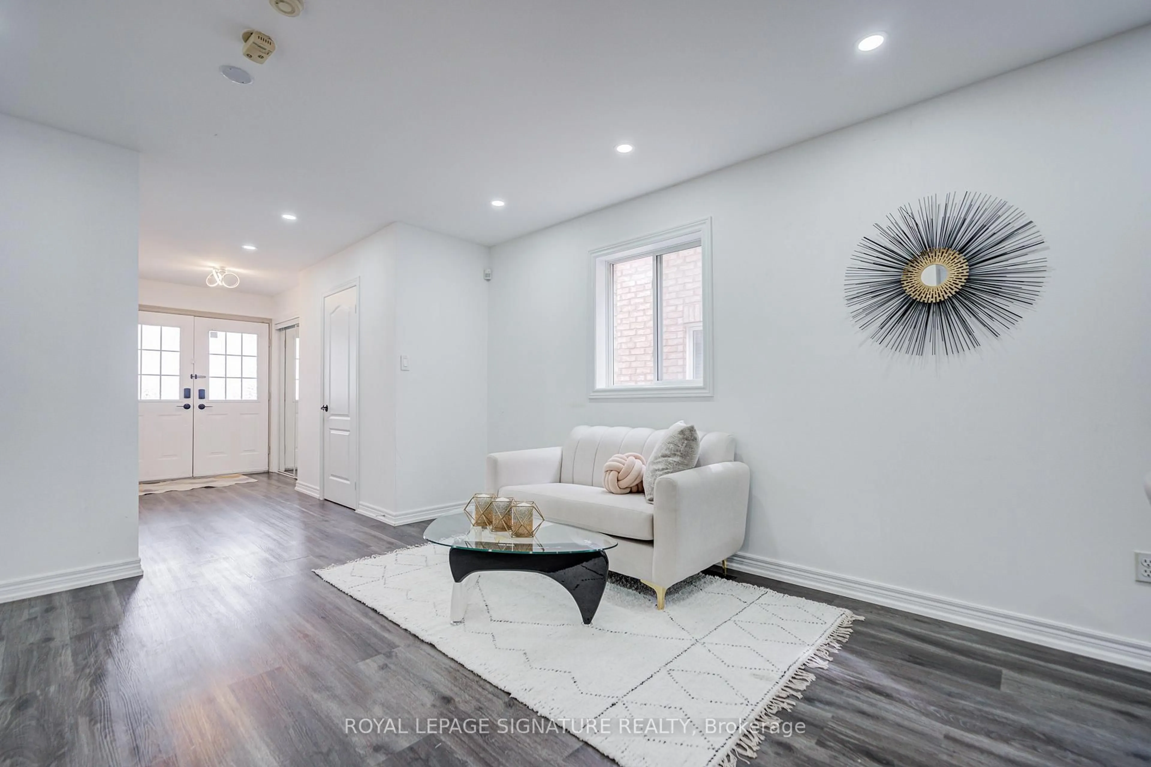 Living room with furniture, unknown for 76 Derrywood Dr, Vaughan Ontario L4K 5H6