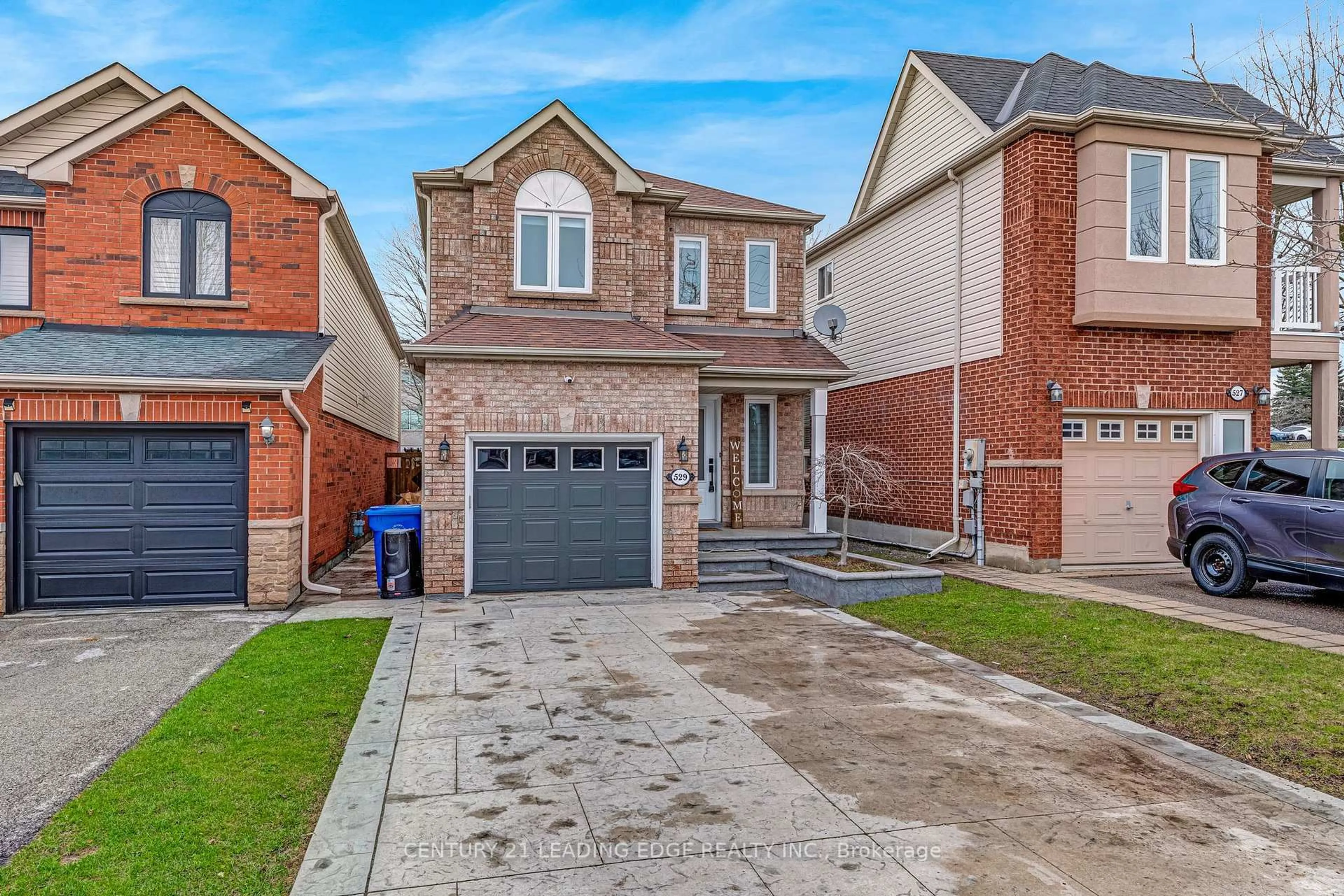 Home with brick exterior material, street for 529 Pelletier Crt, Newmarket Ontario L3X 2N7