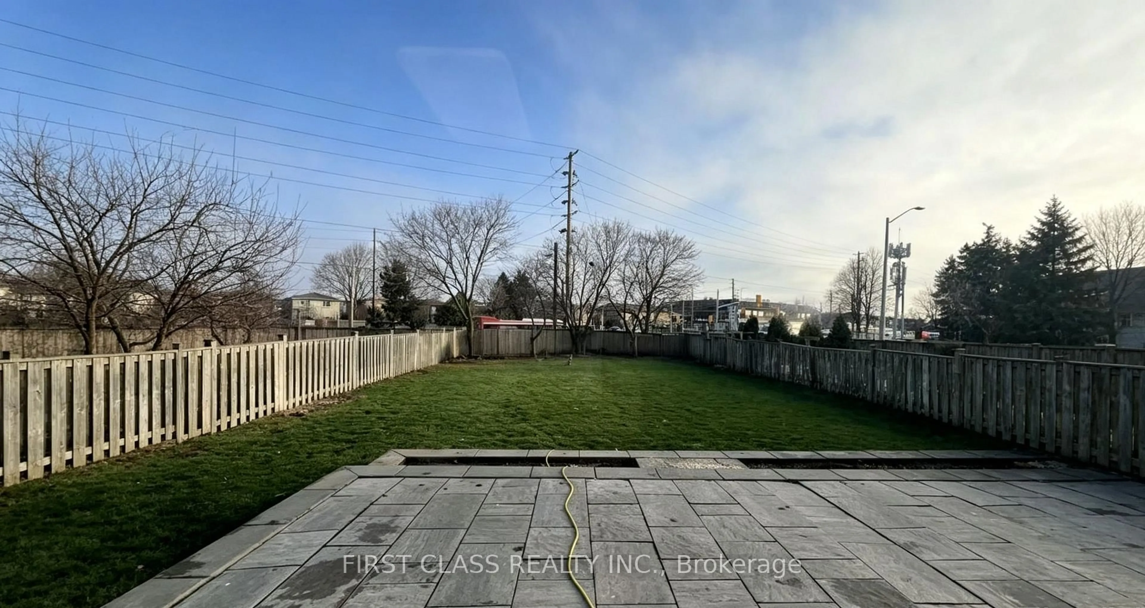Patio, unknown for 51 Chase Crt, Markham Ontario L3S 1V6