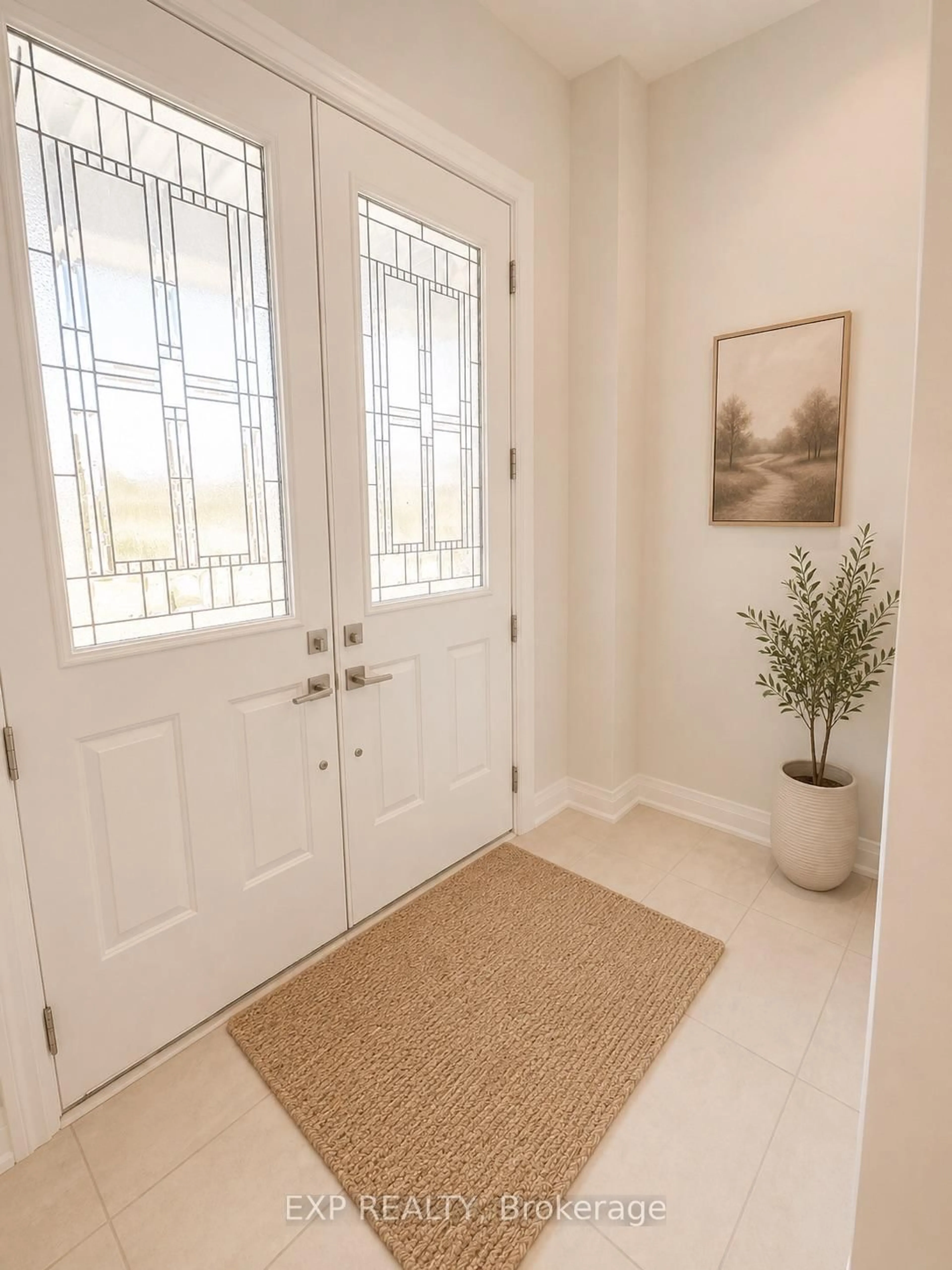 Indoor entryway for 21 Aida Pl, Richmond Hill Ontario L4E 1N3