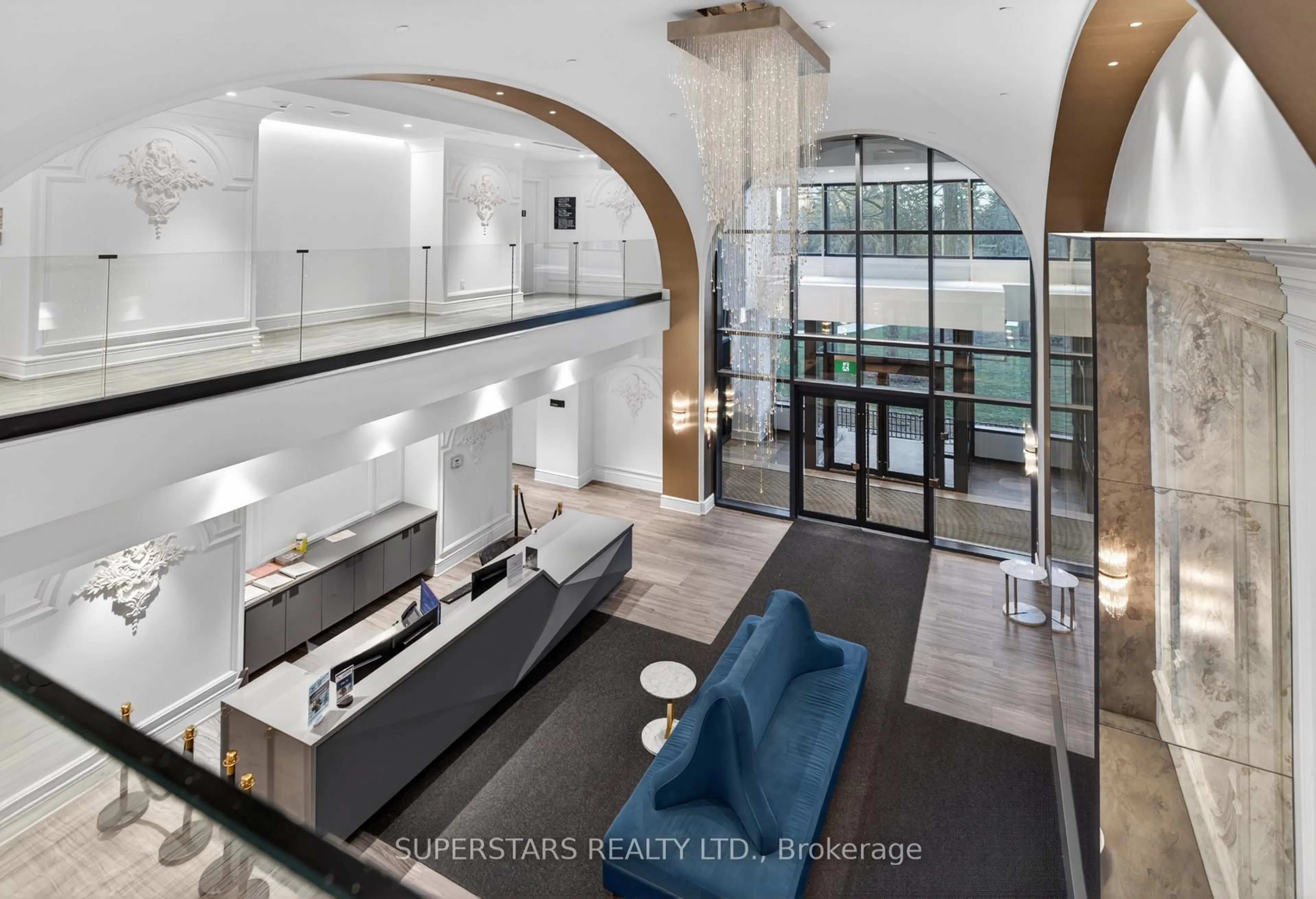 Indoor foyer for 8 Cedarland Dr #W118, Markham Ontario L6G 0H4