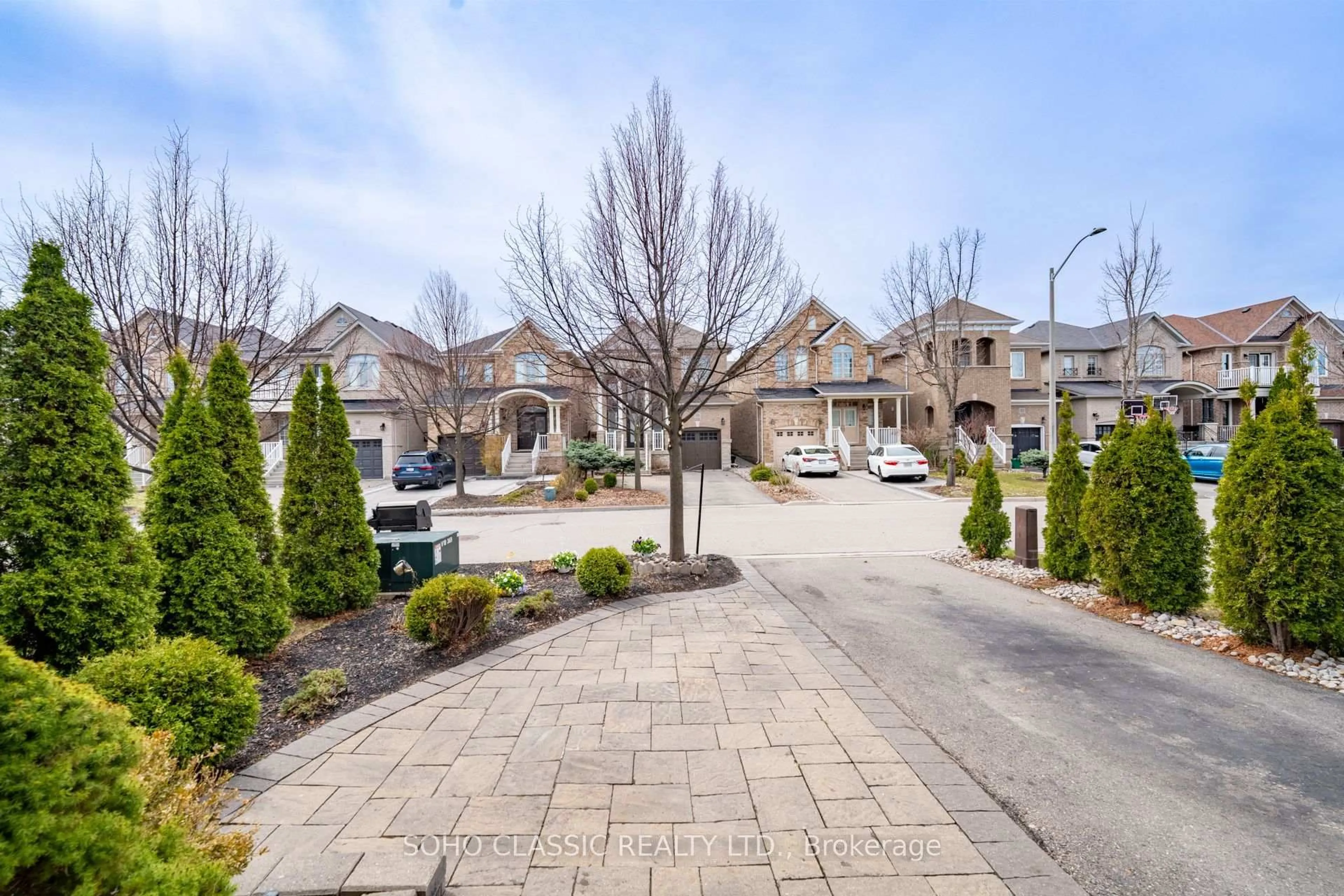 Patio, street for 35 Brunel St, Vaughan Ontario L6A 0R4