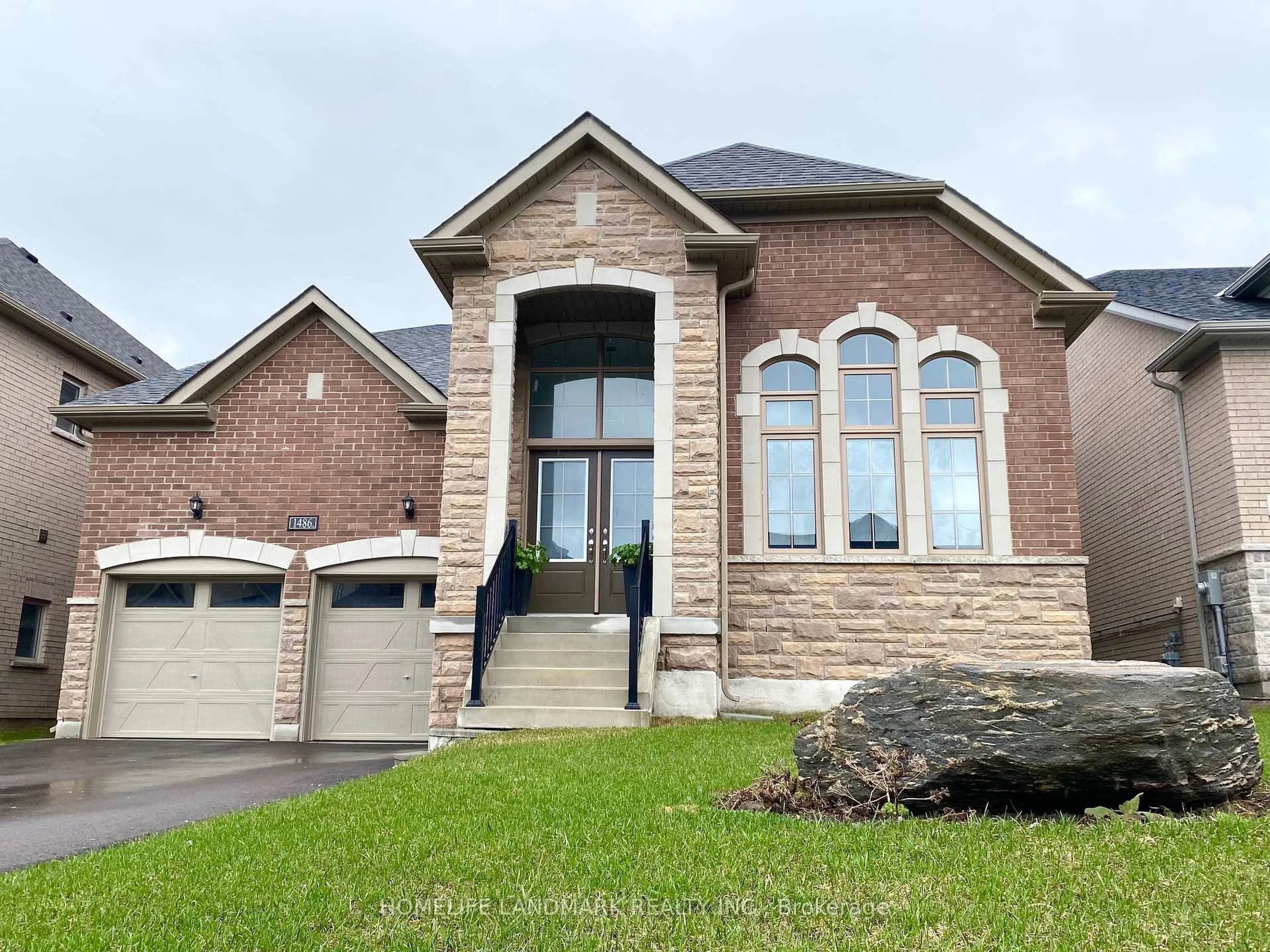 Home with brick exterior material, unknown for 1486 Broderick St, Innisfil Ontario L9S 0R4